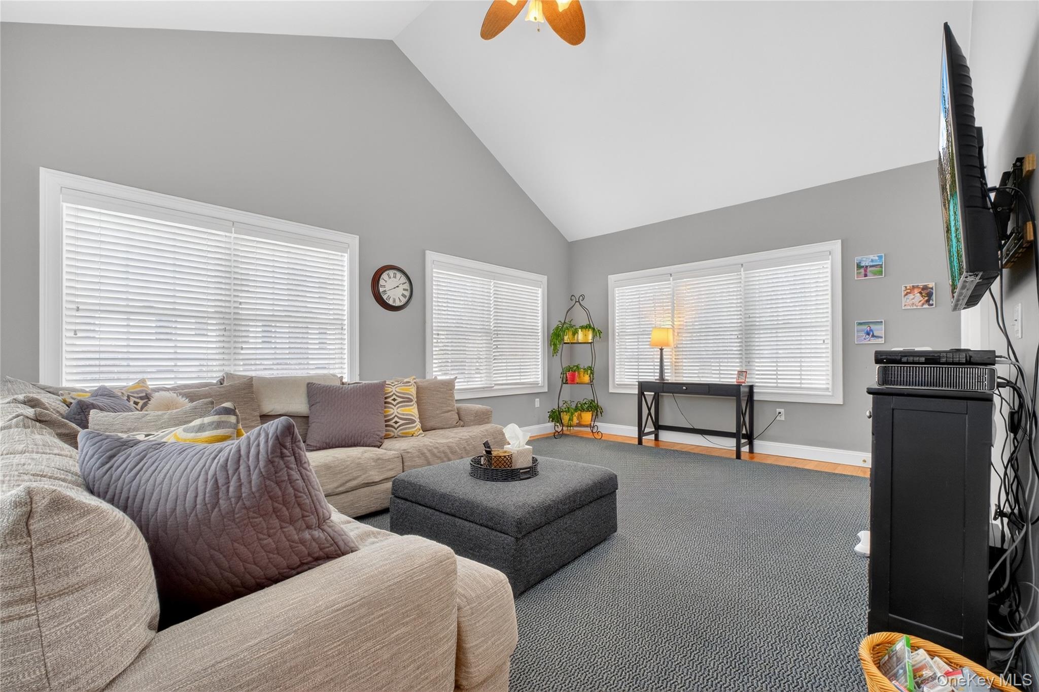 #16 photo, 31 Dew Drop Lane, 纽约州 Hopewell Junction , NY 12533