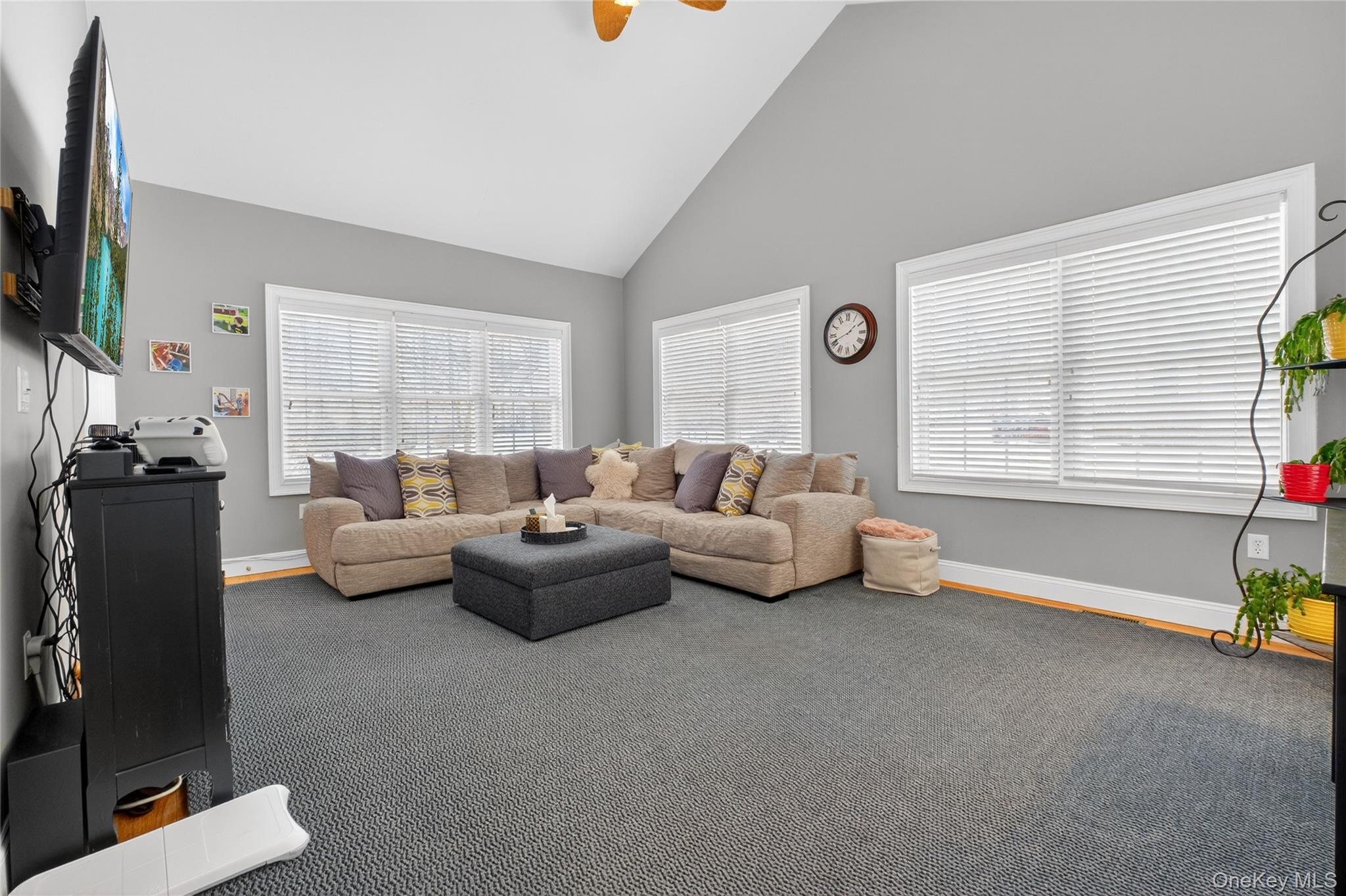 #17 photo, 31 Dew Drop Lane, 纽约州 Hopewell Junction , NY 12533