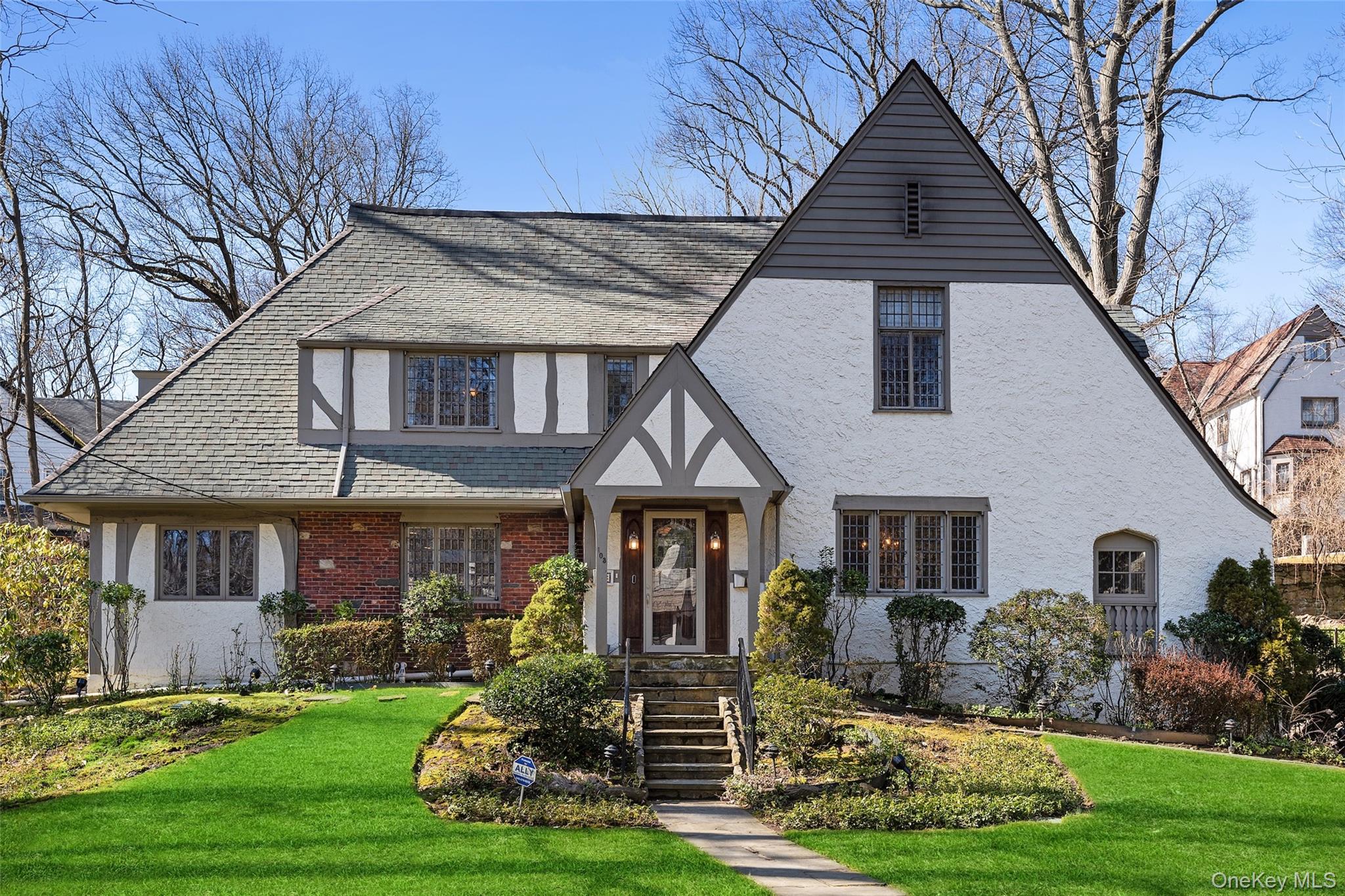 #1 photo, 103 Aviemore Drive, New Rochelle , NY 10804