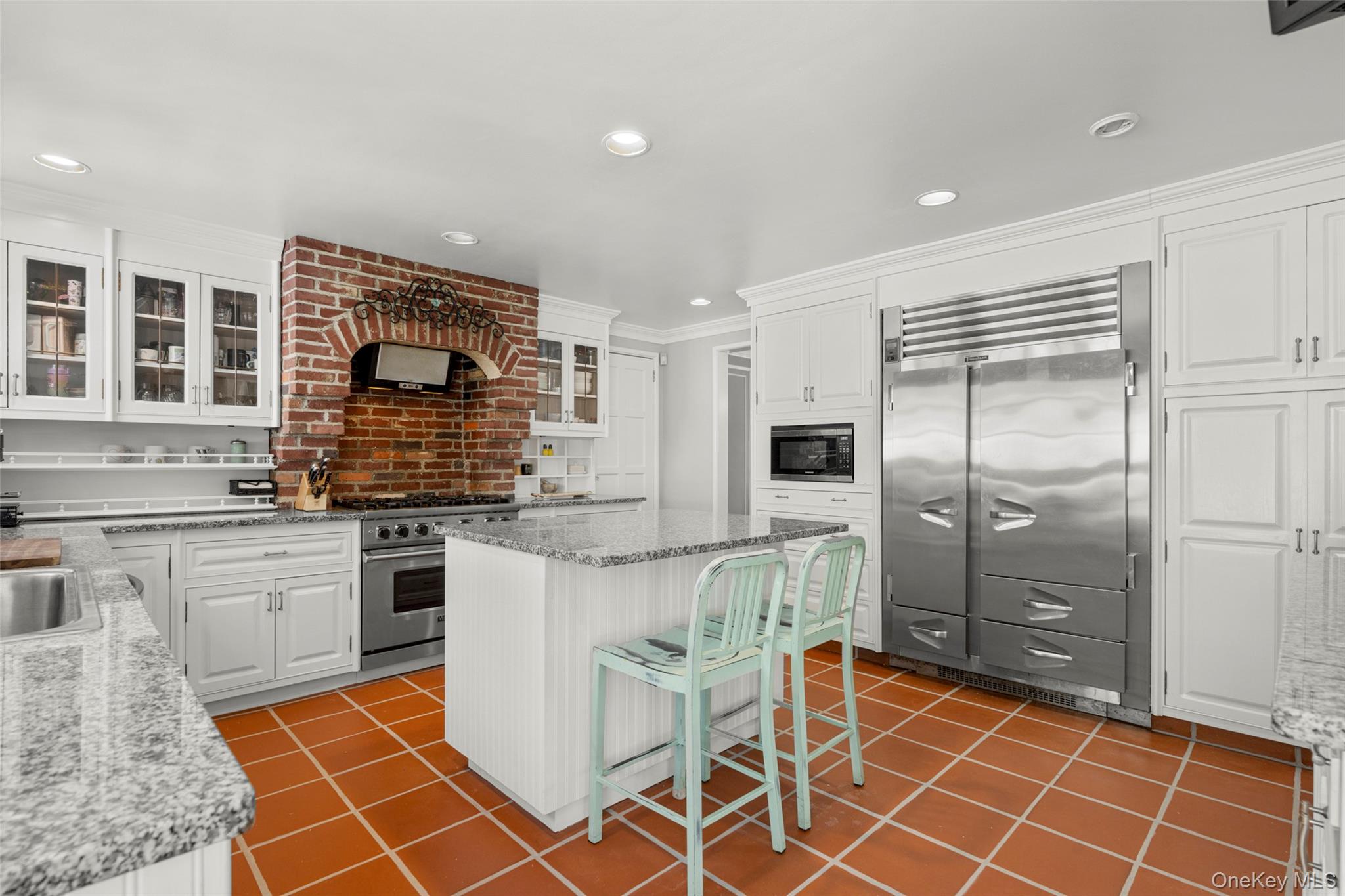 #18 photo, 103 Aviemore Drive, New Rochelle , NY 10804