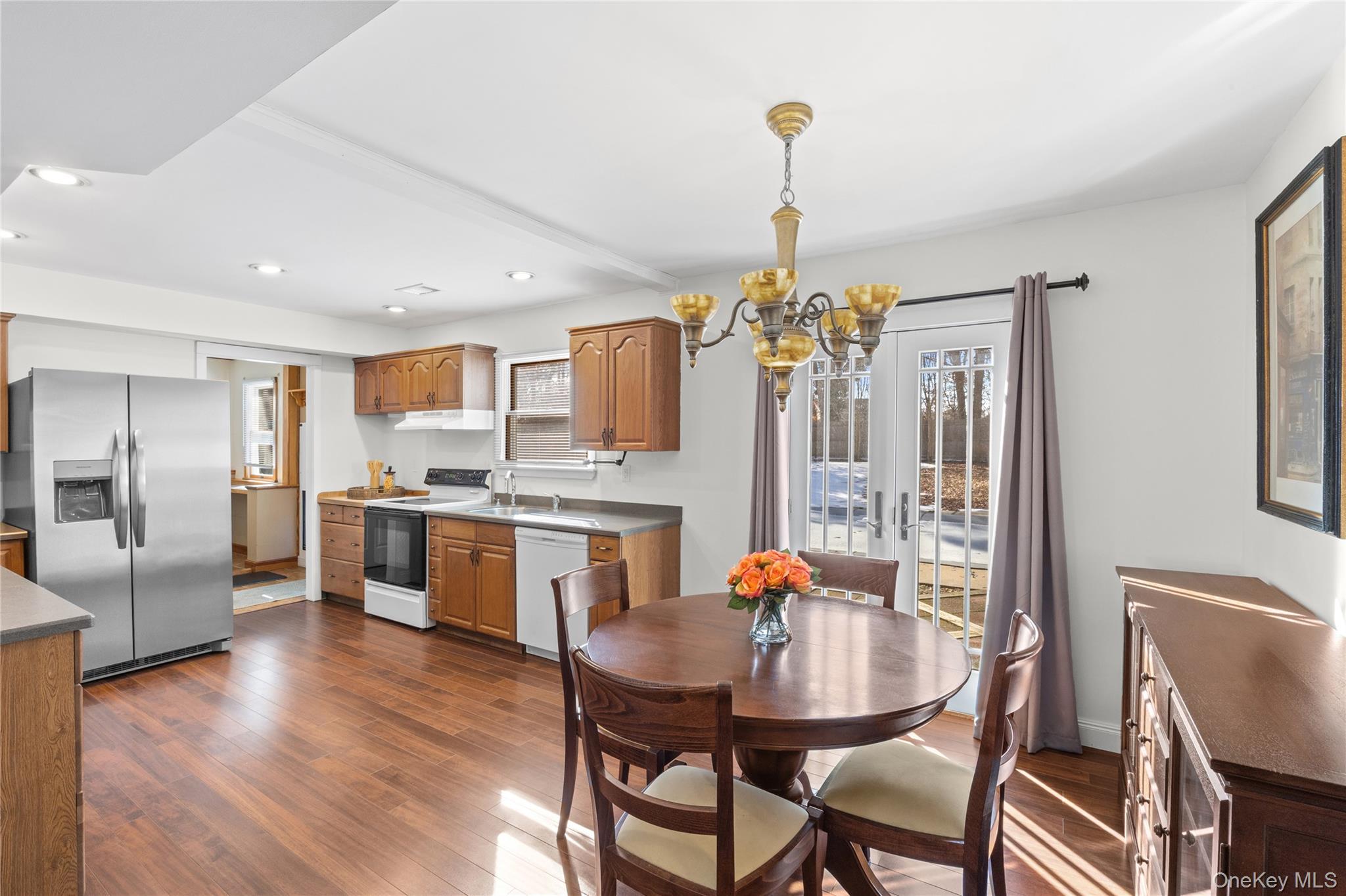 #12 photo, 193 Glen Summer Road, Holbrook , NY 11741