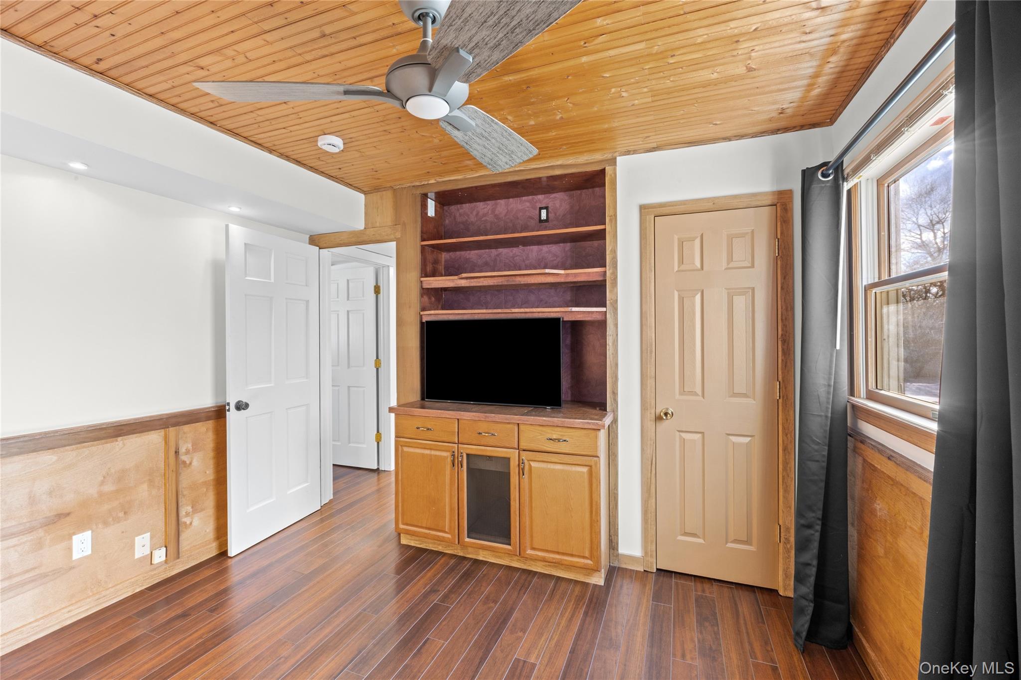 #20 photo, 193 Glen Summer Road, Holbrook , NY 11741