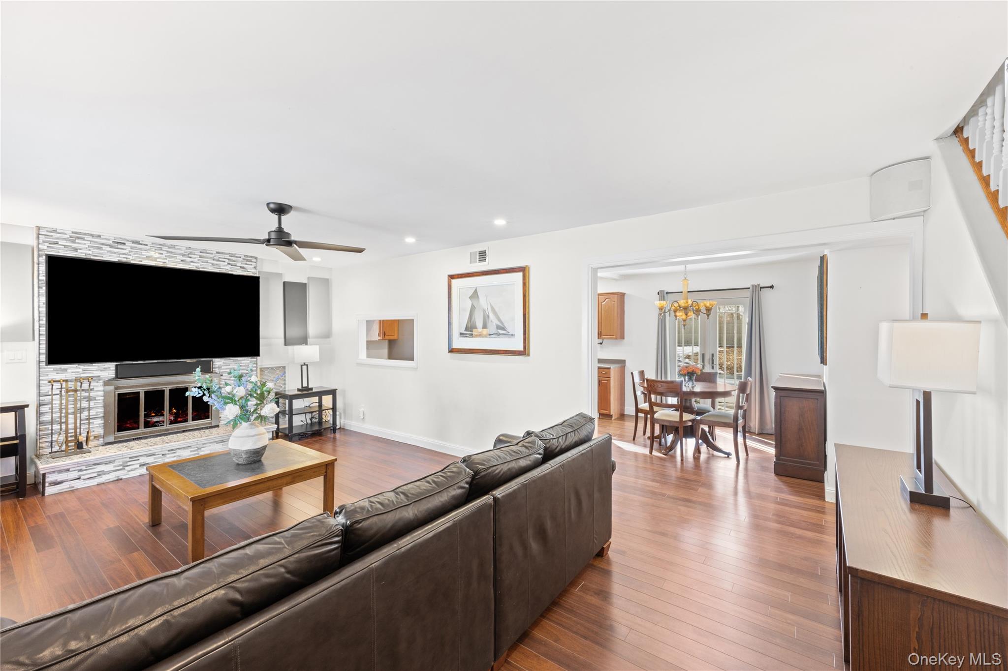 #7 photo, 193 Glen Summer Road, Holbrook , NY 11741