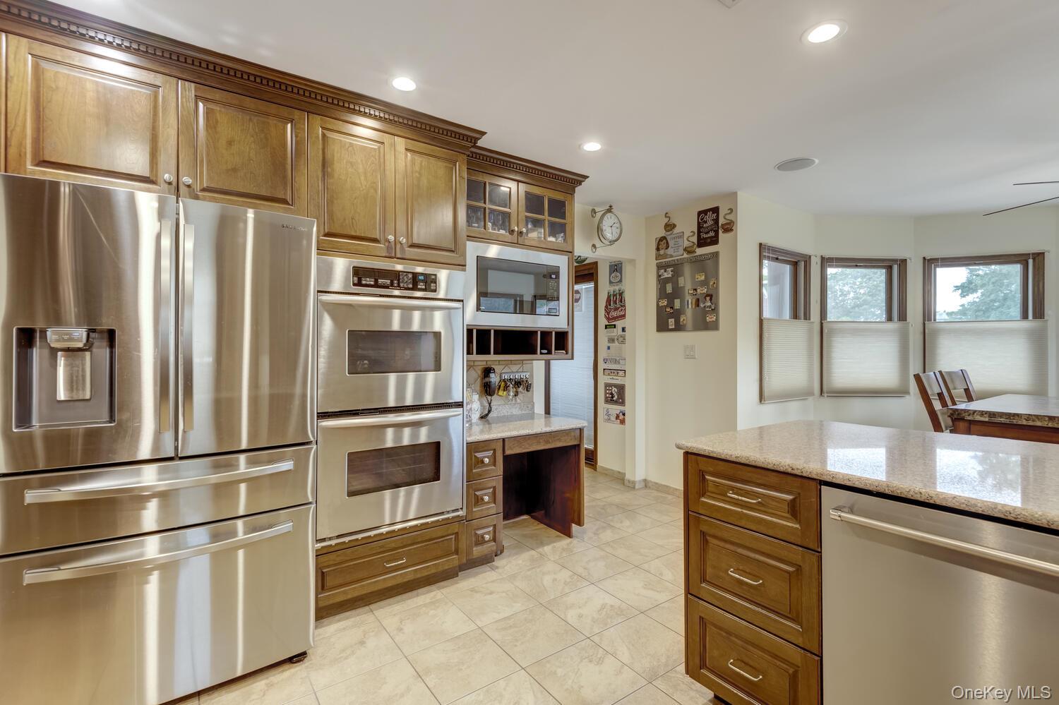 #13 photo, 18 Loring Road, מחוז נסאו Levittown , NY 11756