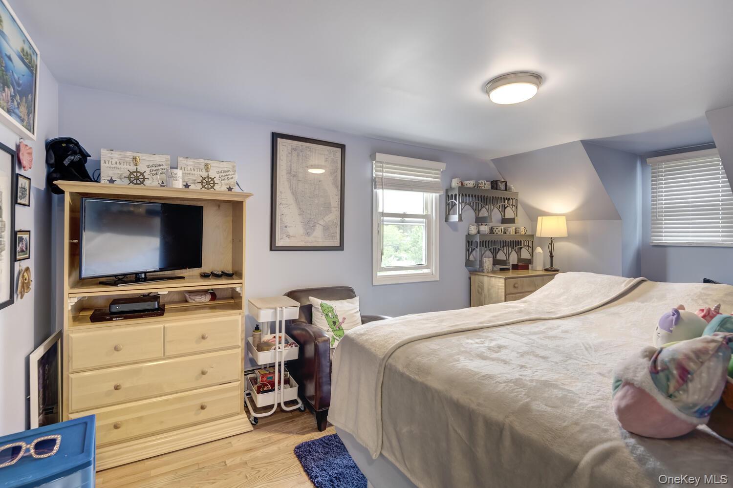 #20 photo, 18 Loring Road, מחוז נסאו Levittown , NY 11756