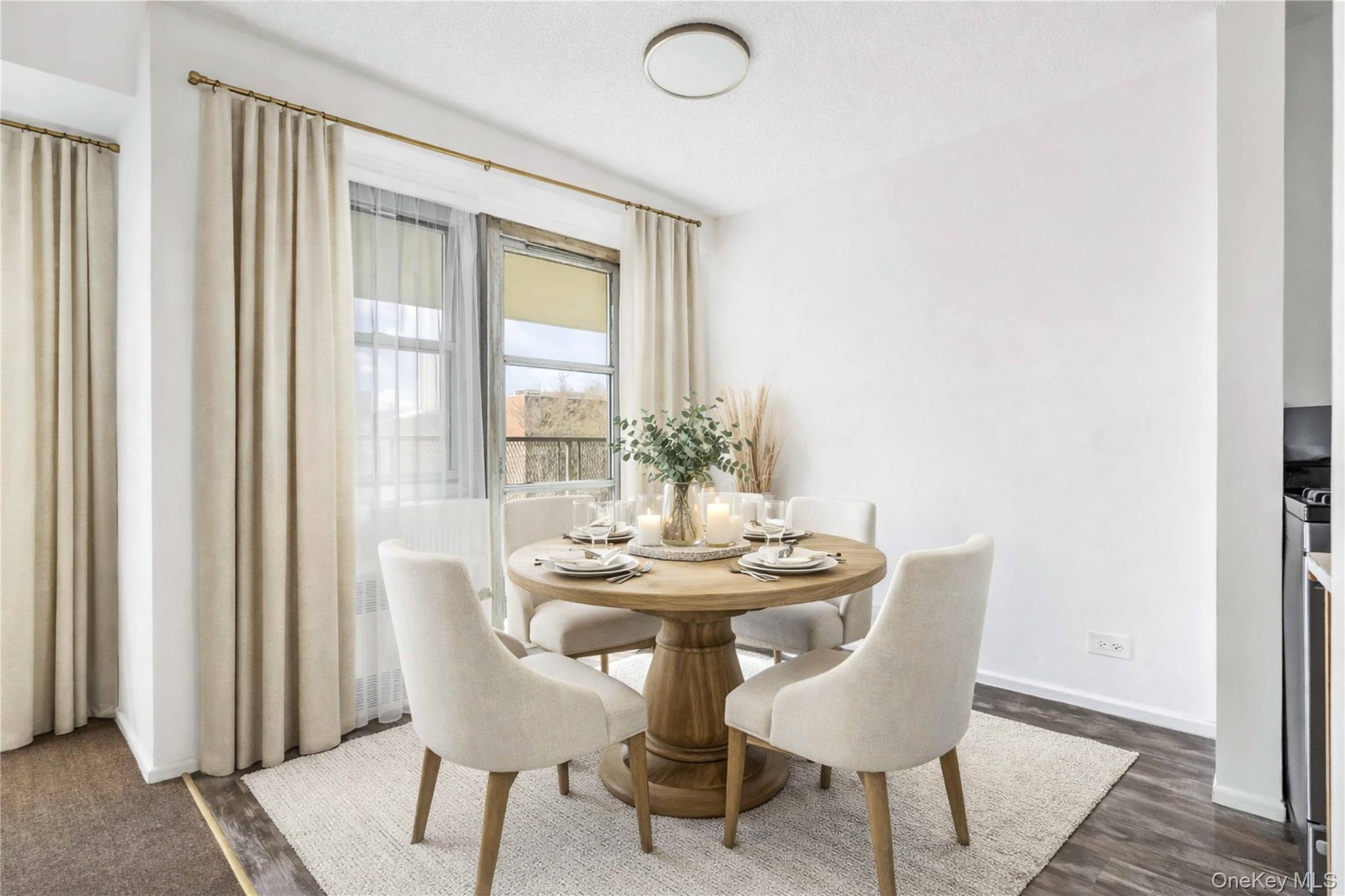 #8 photo, 290 W 232nd Street, Bronx , NY 10463