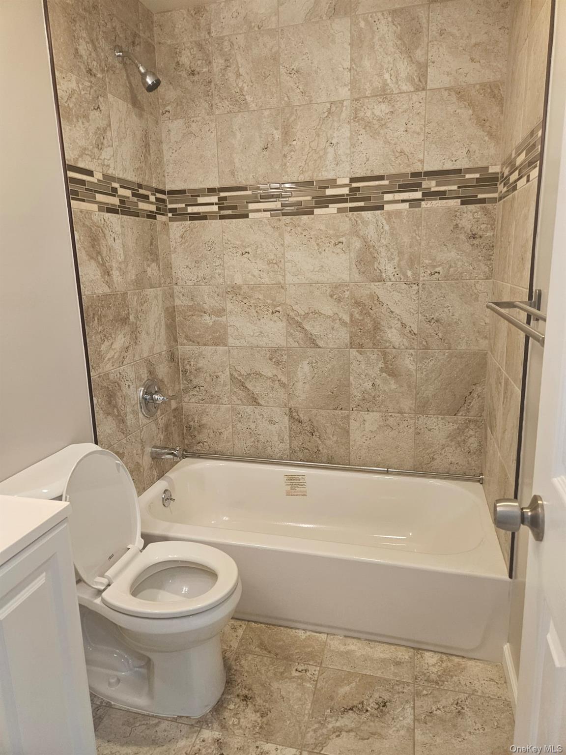 #3 photo, 9 Bainbridge Street, Roosevelt , NY 11575