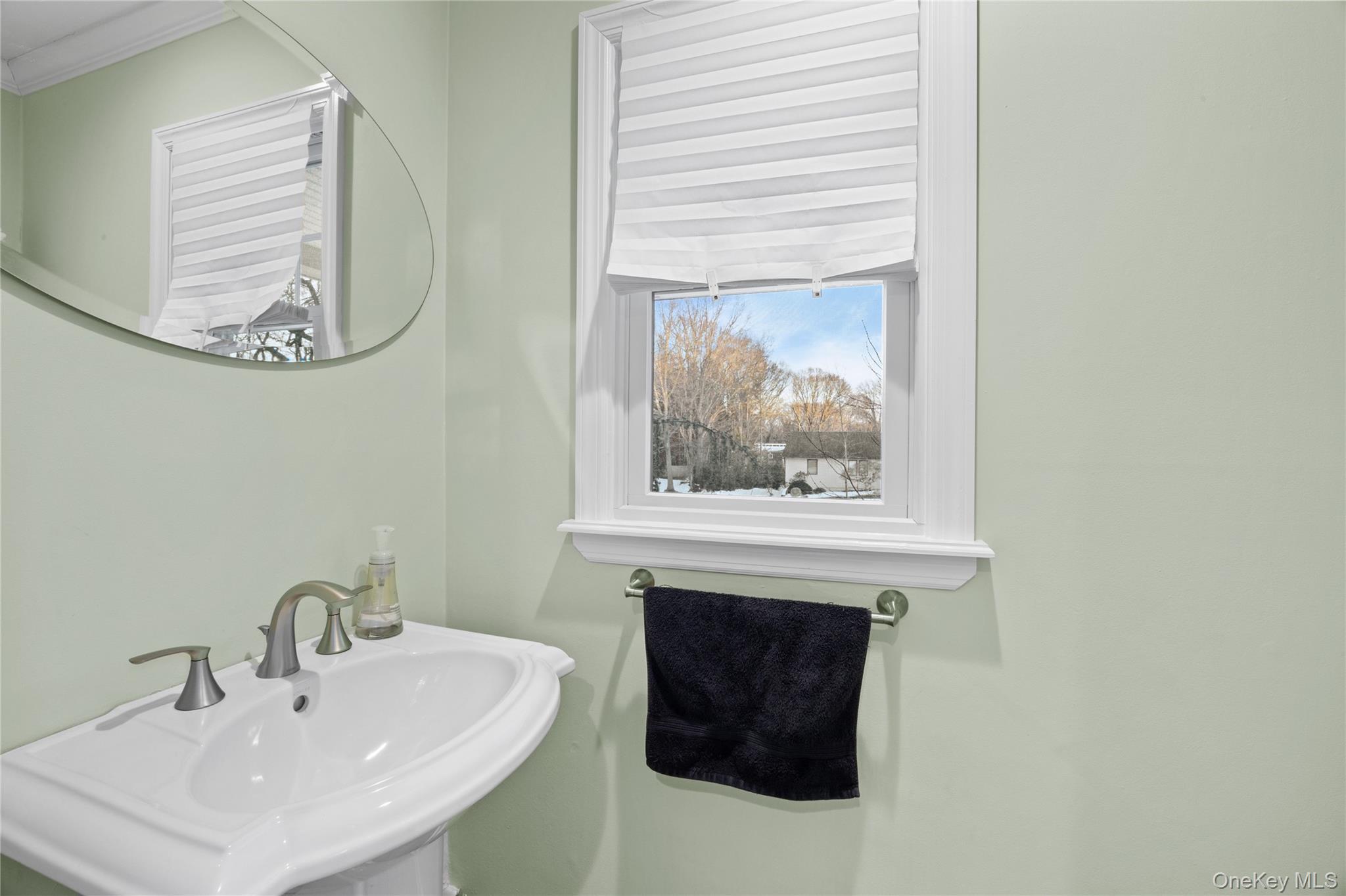 #8 photo, 21 Rawlings Drive, سوفولك Melville , NY 11747