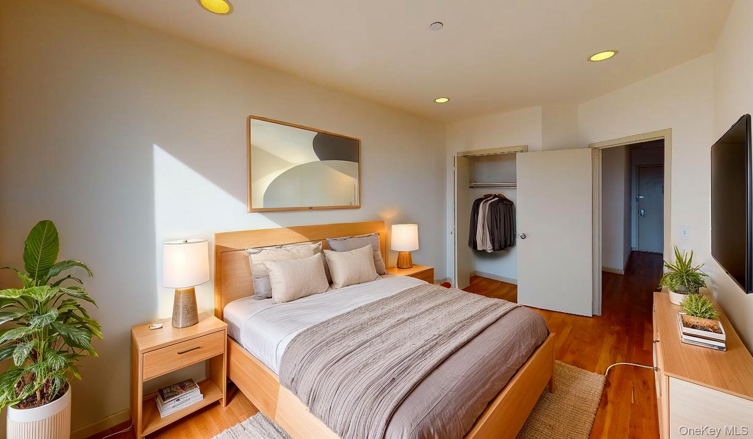 #12 photo, 67-09 Austin Street, Куинс ‖ Forest Hills , NY 11375