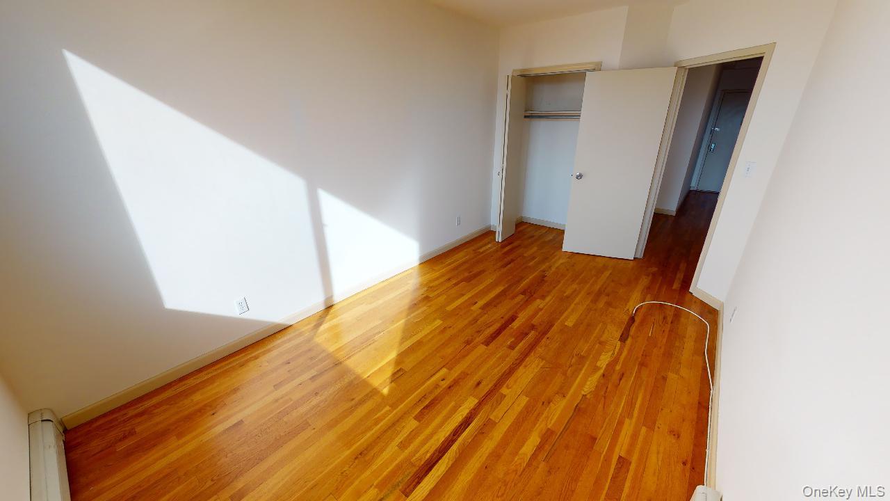 #16 photo, 67-09 Austin Street, Куинс ‖ Forest Hills , NY 11375