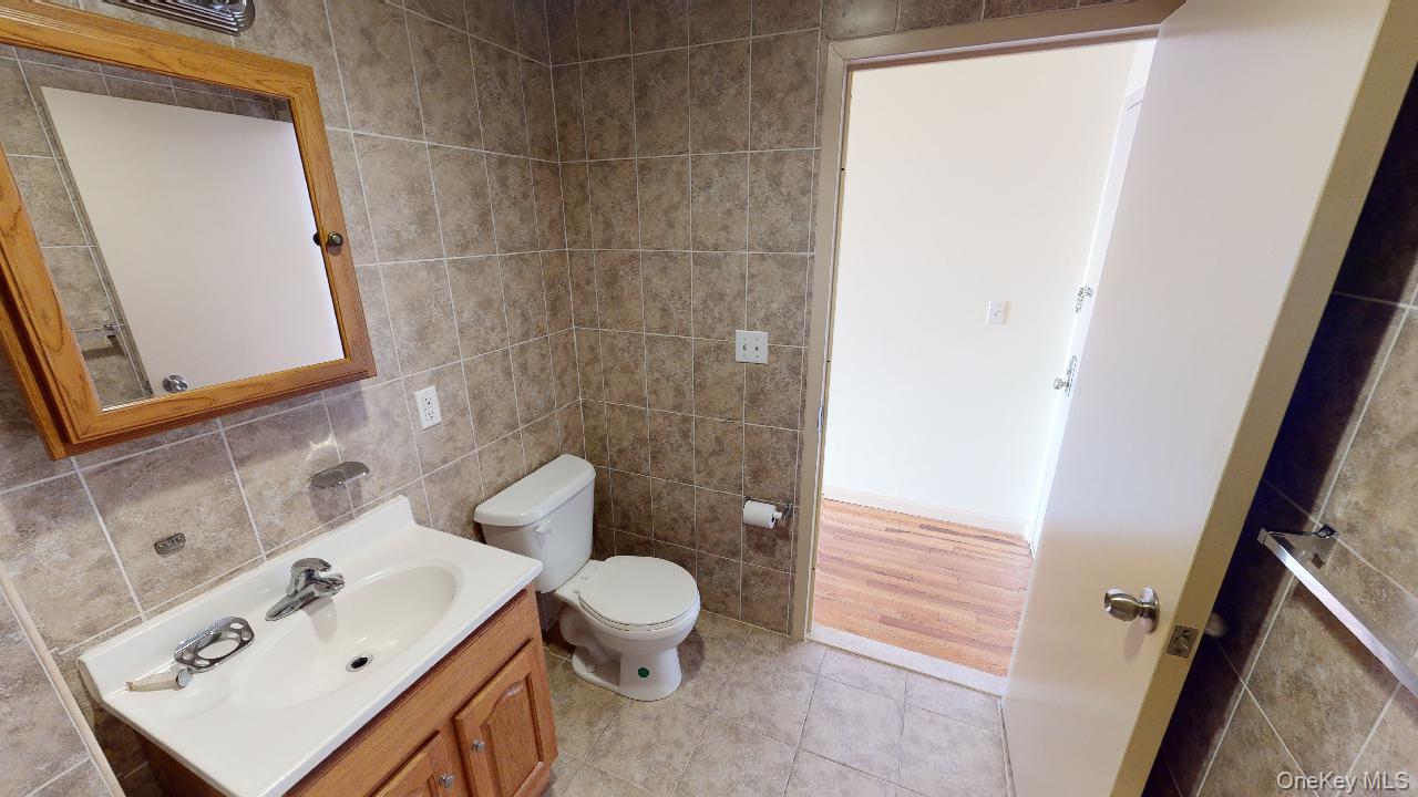 #19 photo, 67-09 Austin Street, Куинс ‖ Forest Hills , NY 11375