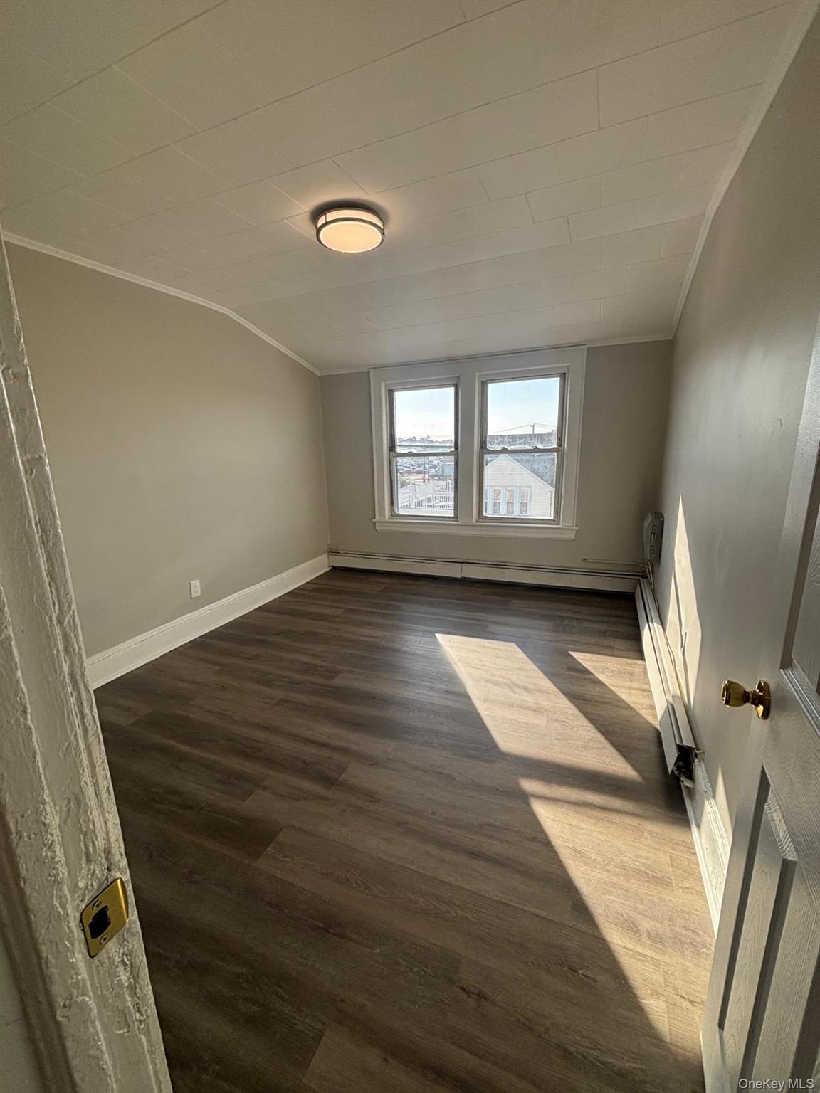 #11 photo, 127 E Chester Street, Нассау ‖ Long Beach , NY 11561