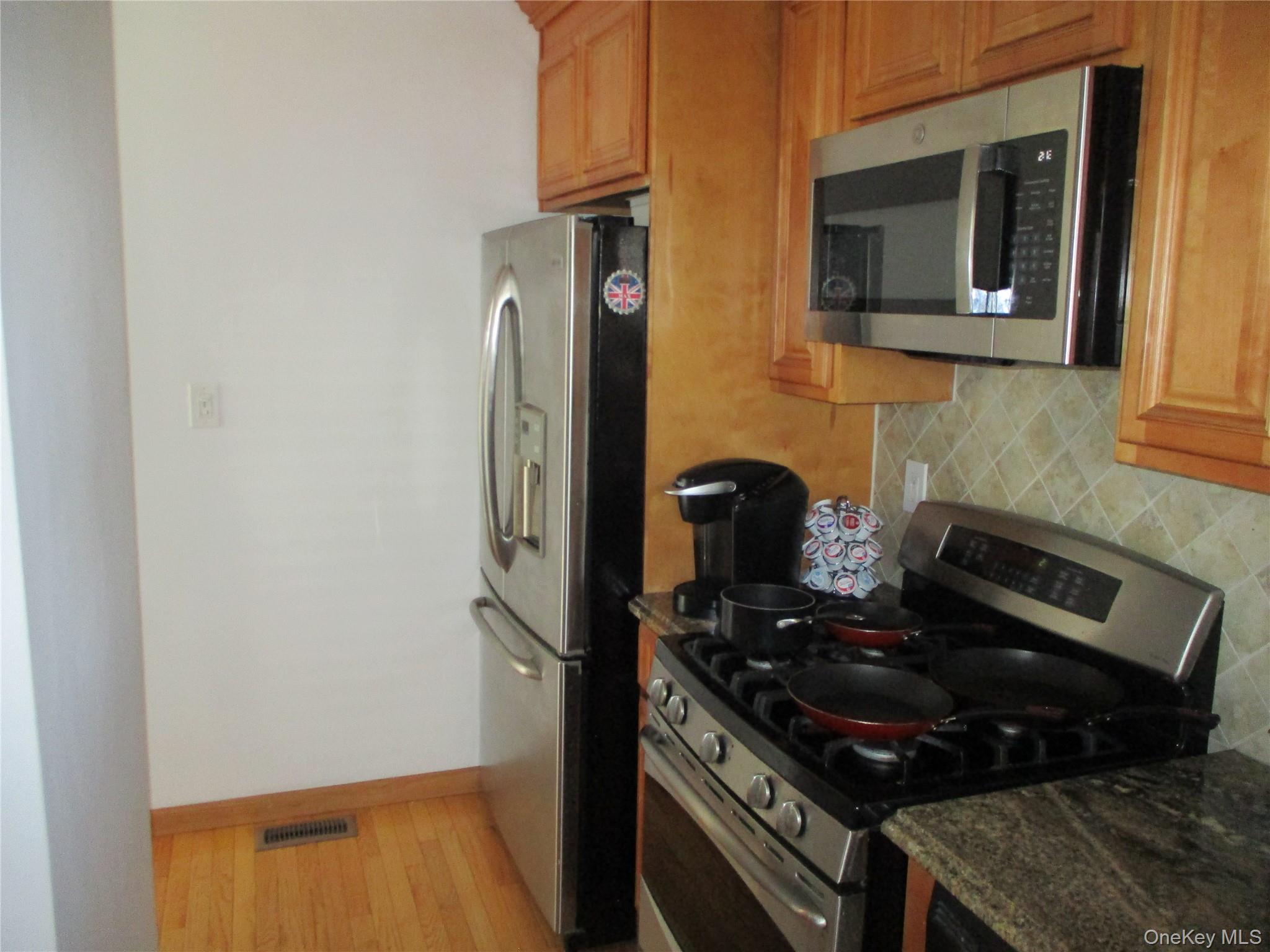 #3 photo, 6 Birch, Valley Stream , NY 11581