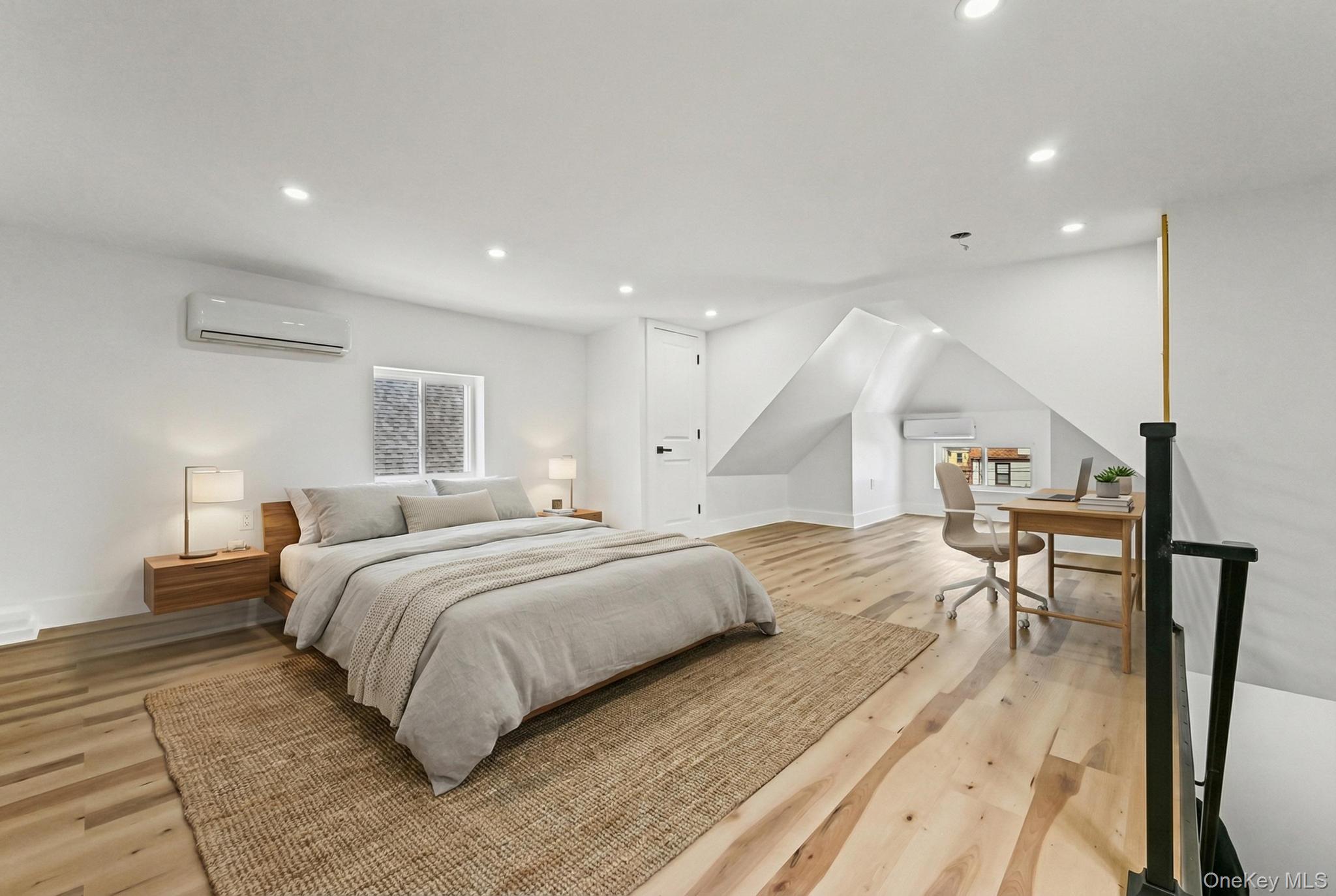 #16 photo, 191-30 113th Avenue, קווינס Saint Albans , NY 11412