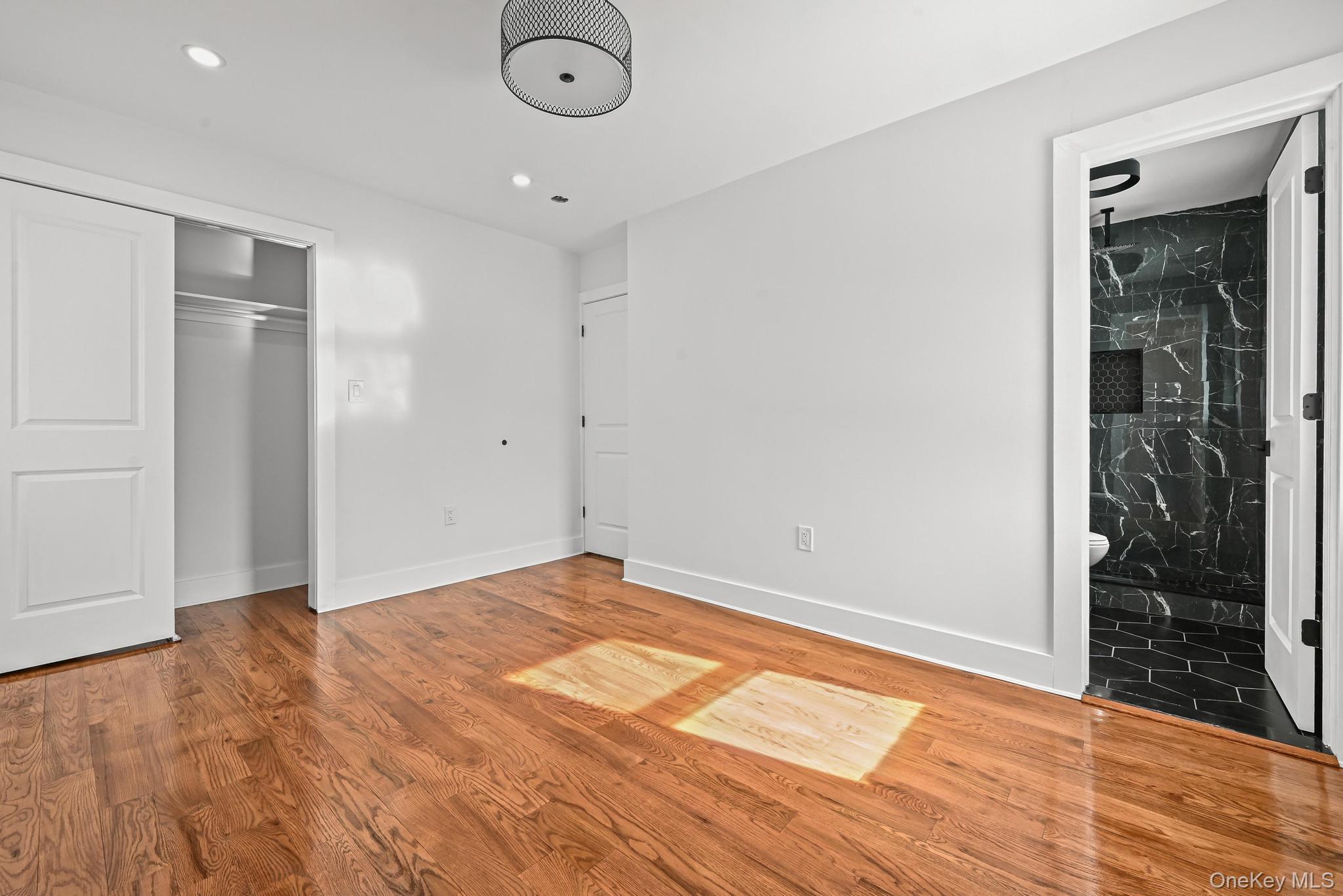 #17 photo, 191-30 113th Avenue, קווינס Saint Albans , NY 11412