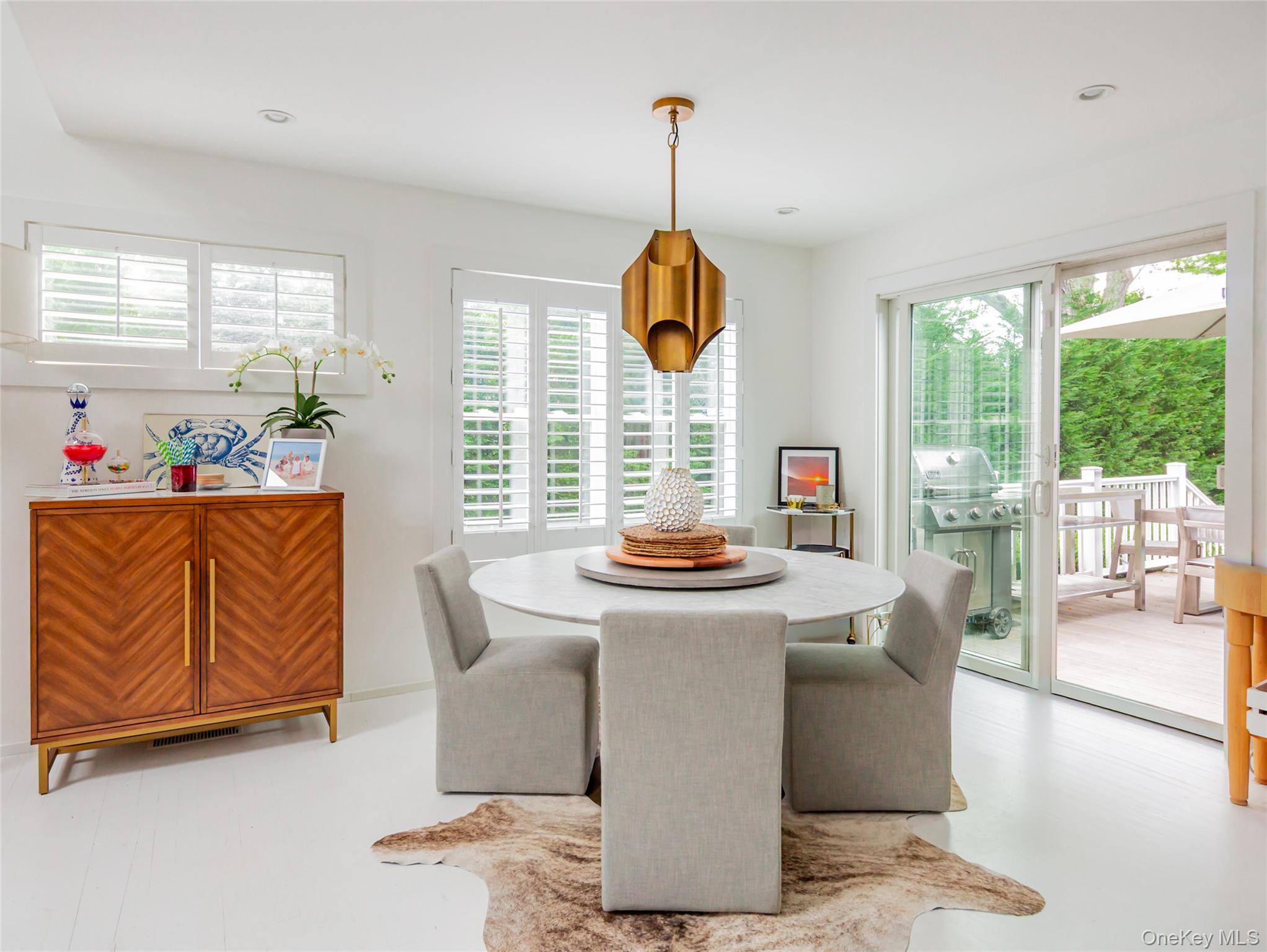 #14 photo, 33 Hildreth Street, Саффолк ‖ Southampton , NY 11968