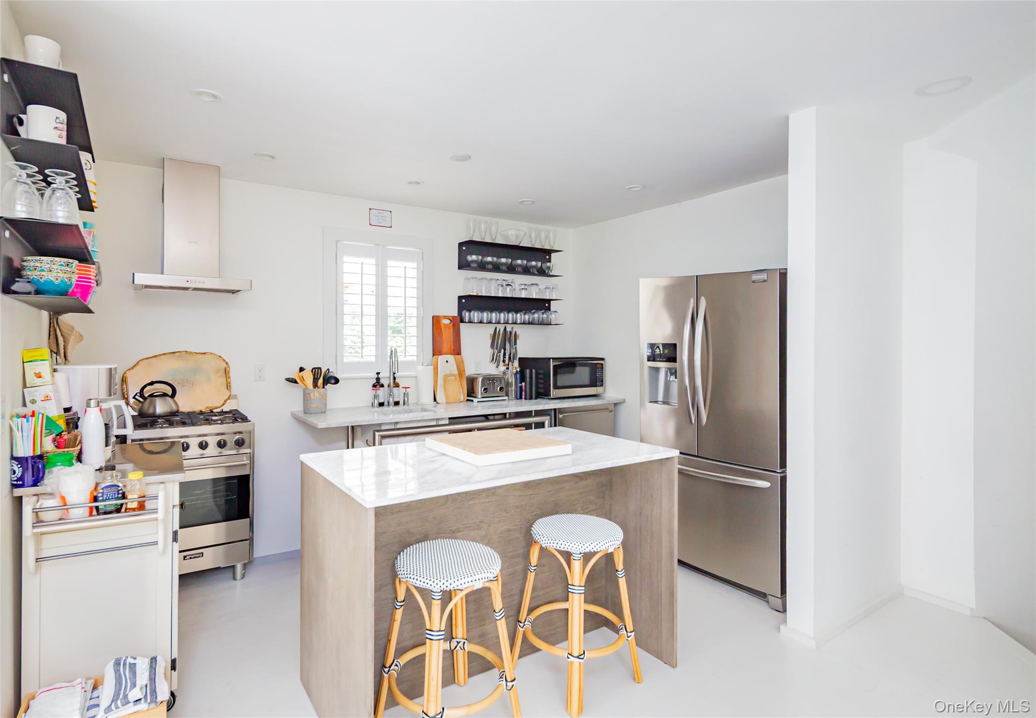 #16 photo, 33 Hildreth Street, Саффолк ‖ Southampton , NY 11968