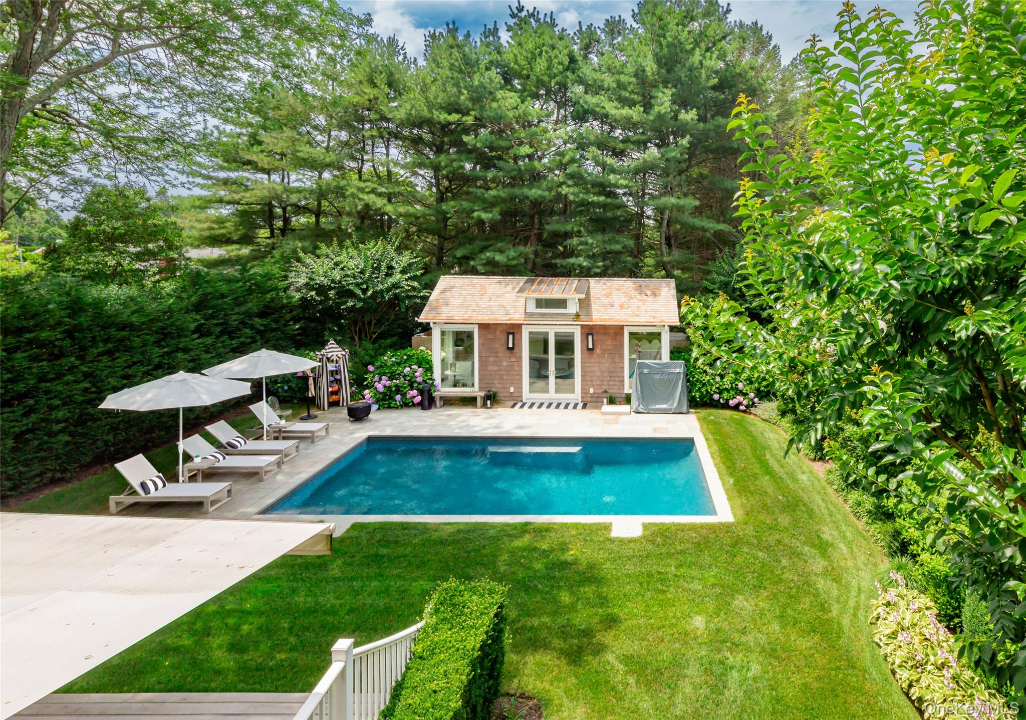 #4 photo, 33 Hildreth Street, Саффолк ‖ Southampton , NY 11968