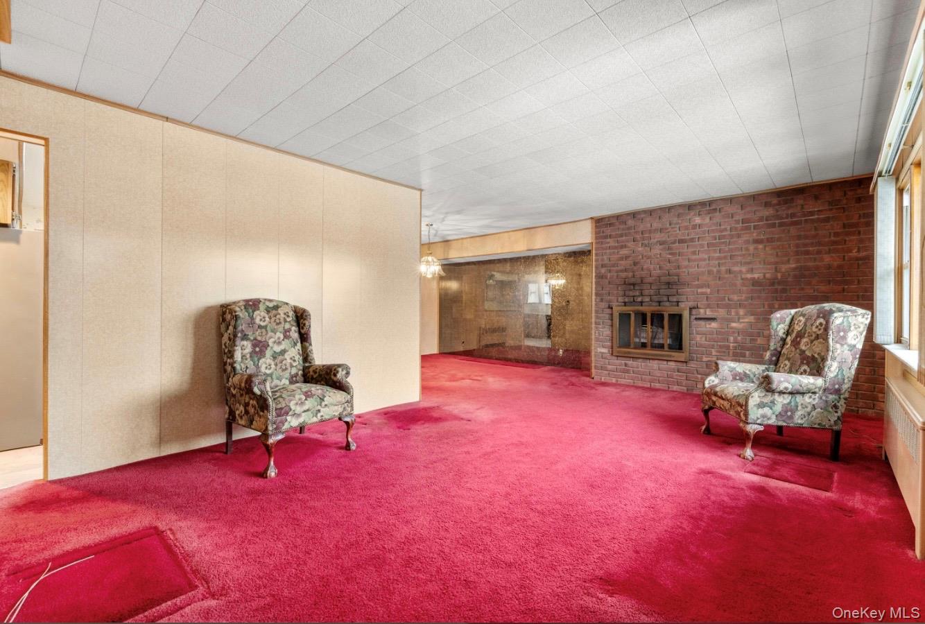 #2 photo, 181 Sycamore Avenue, Bethpage , NY 11714