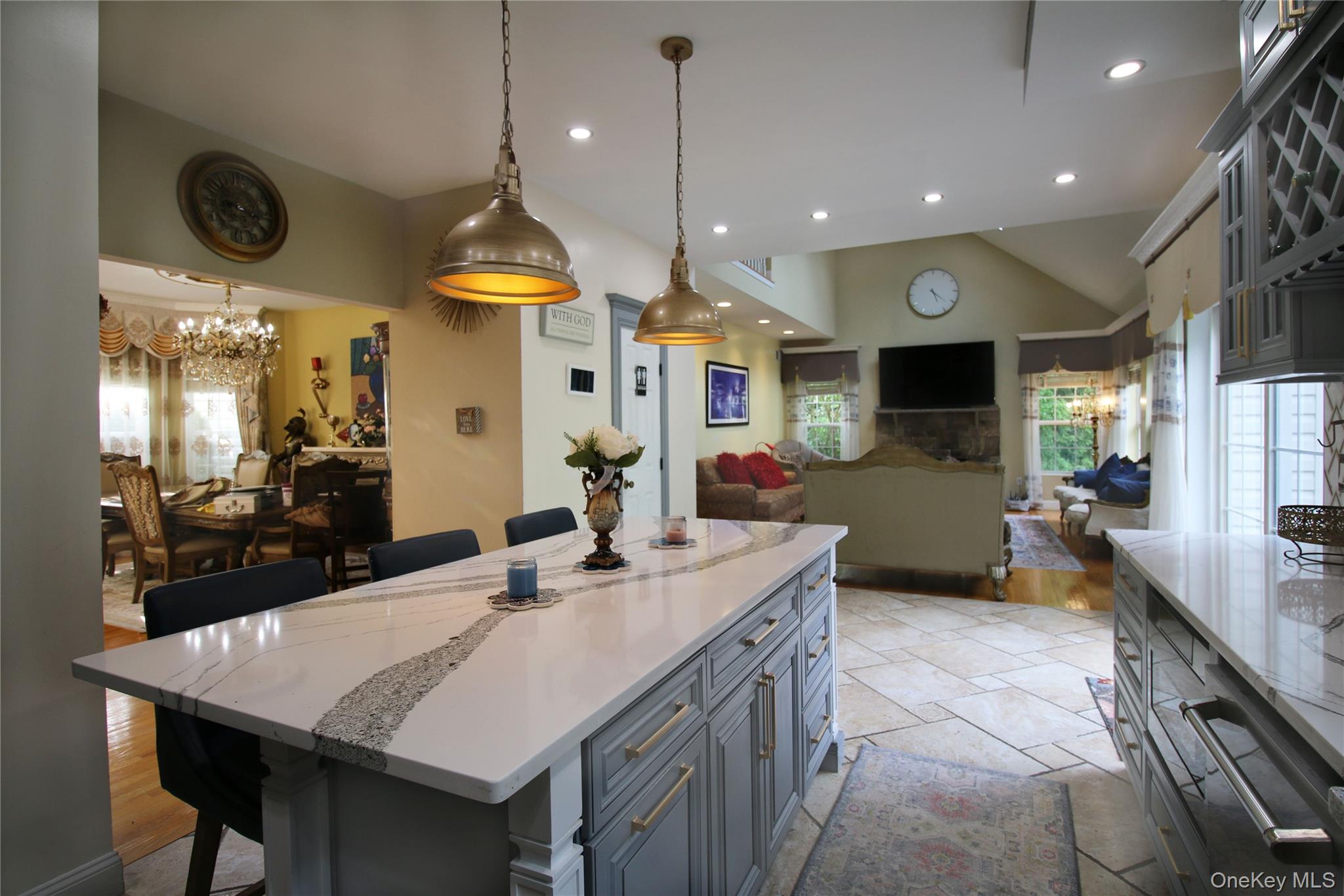 #17 photo, 469 Donald Boulevard, সাফোক কাউন্টি Holbrook , NY 11741