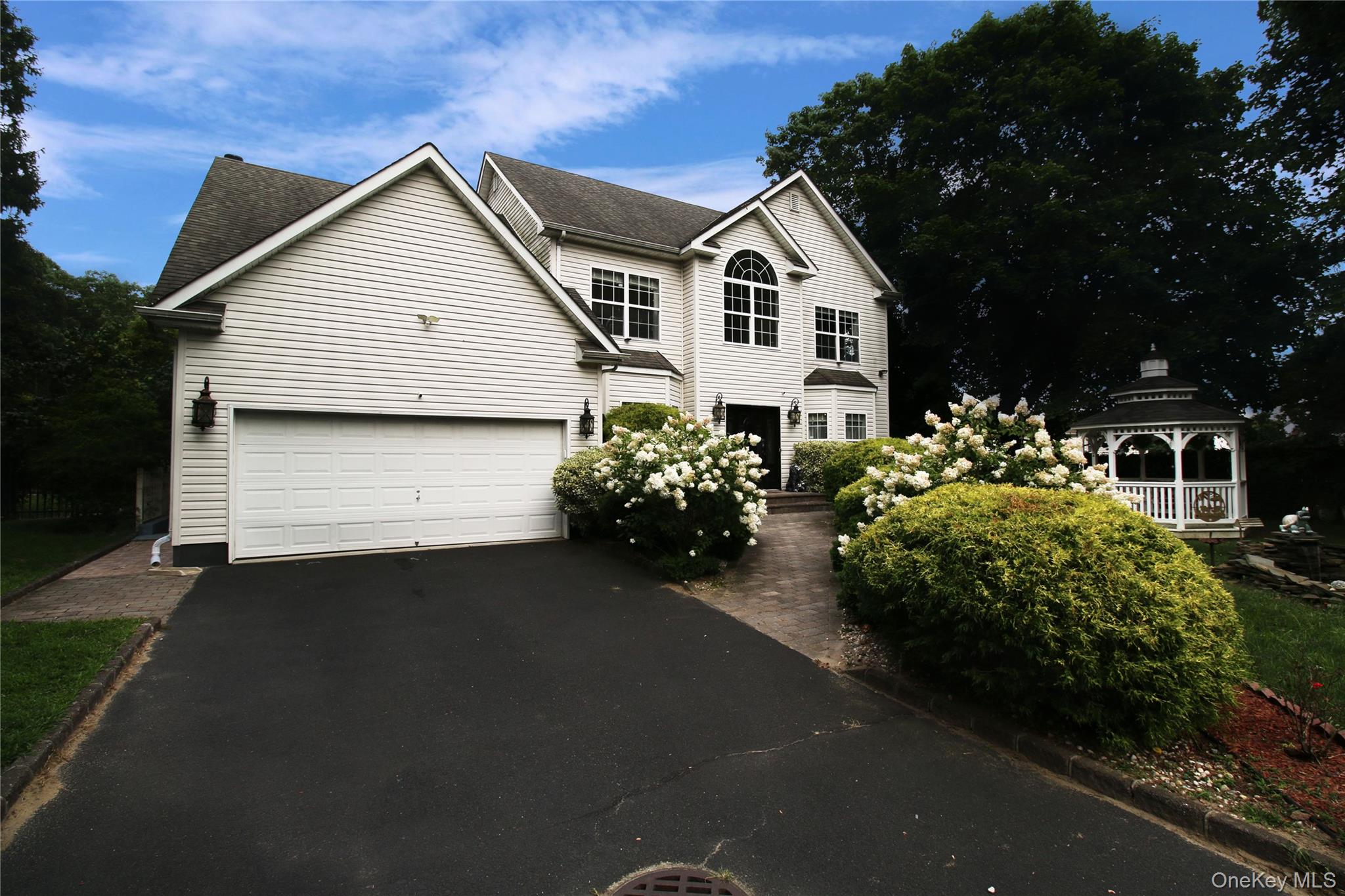 #2 photo, 469 Donald Boulevard, সাফোক কাউন্টি Holbrook , NY 11741