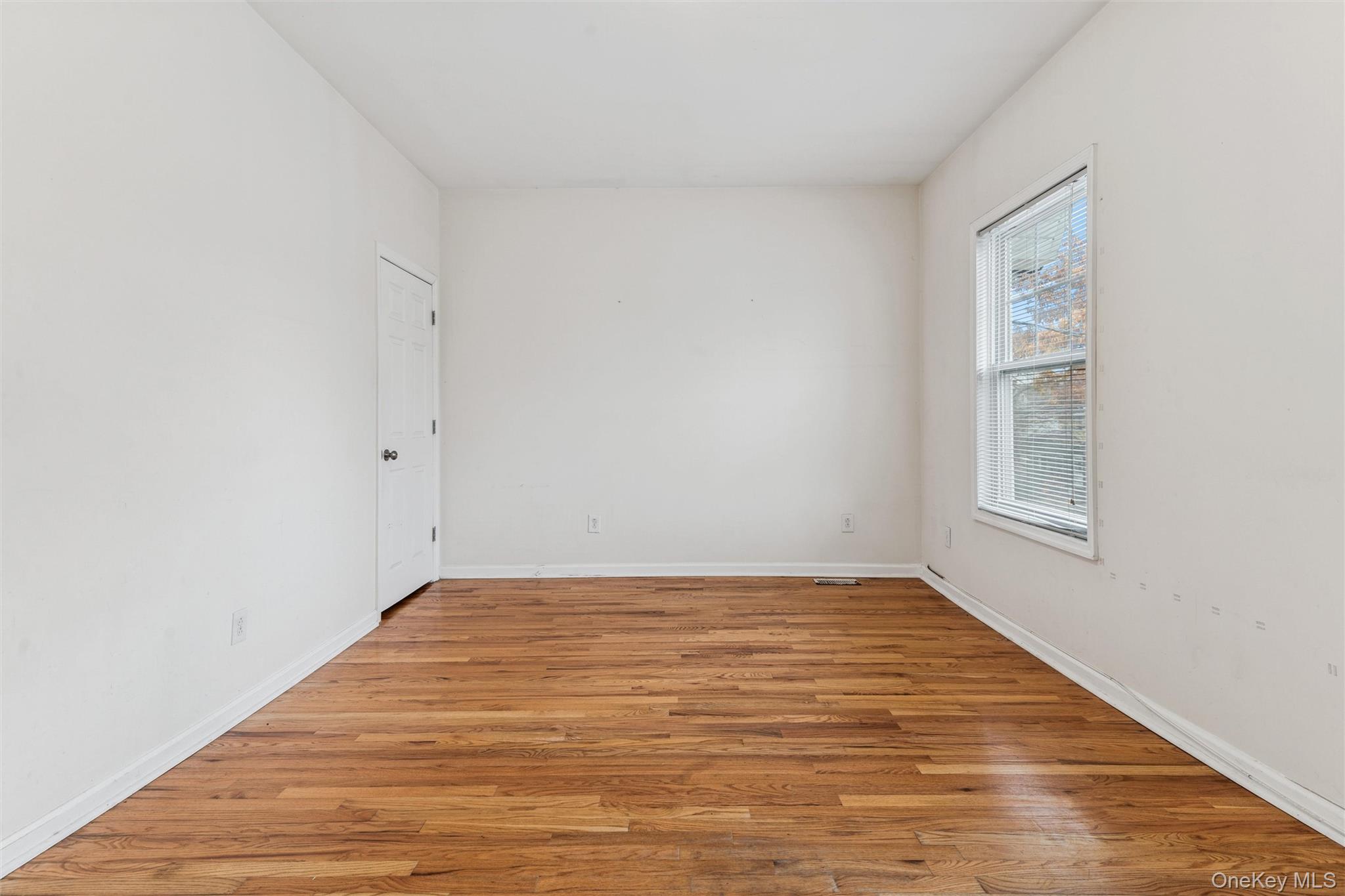 #19 photo, 9125 90th Street, Woodhaven , NY 11421