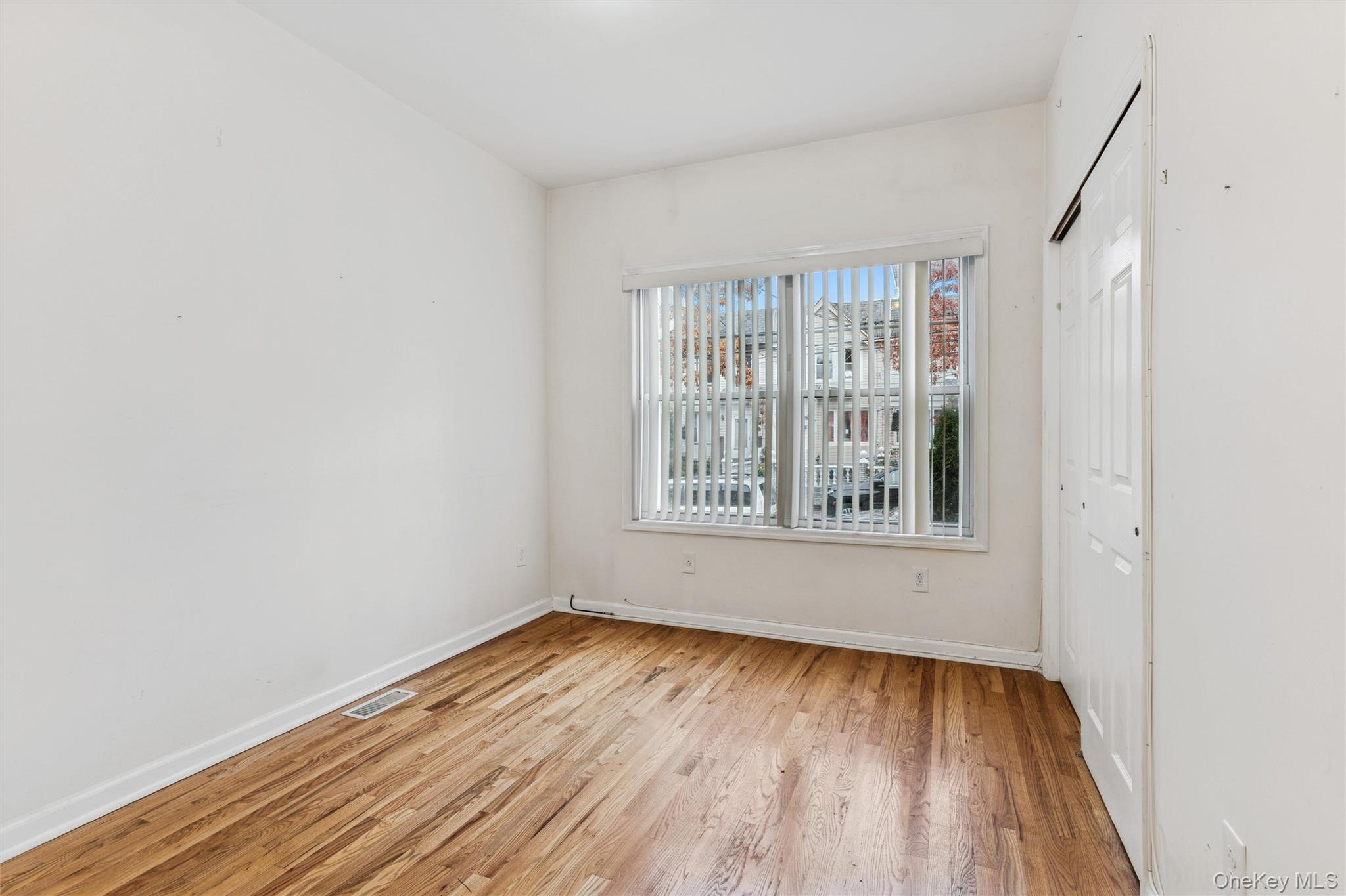 #5 photo, 9125 90th Street, Woodhaven , NY 11421