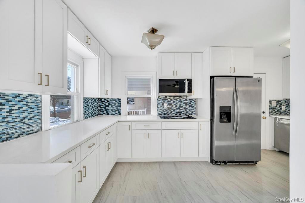 #2 photo, 627 10th Avenue, 롱 아일랜드 New Hyde Park , NY 11040