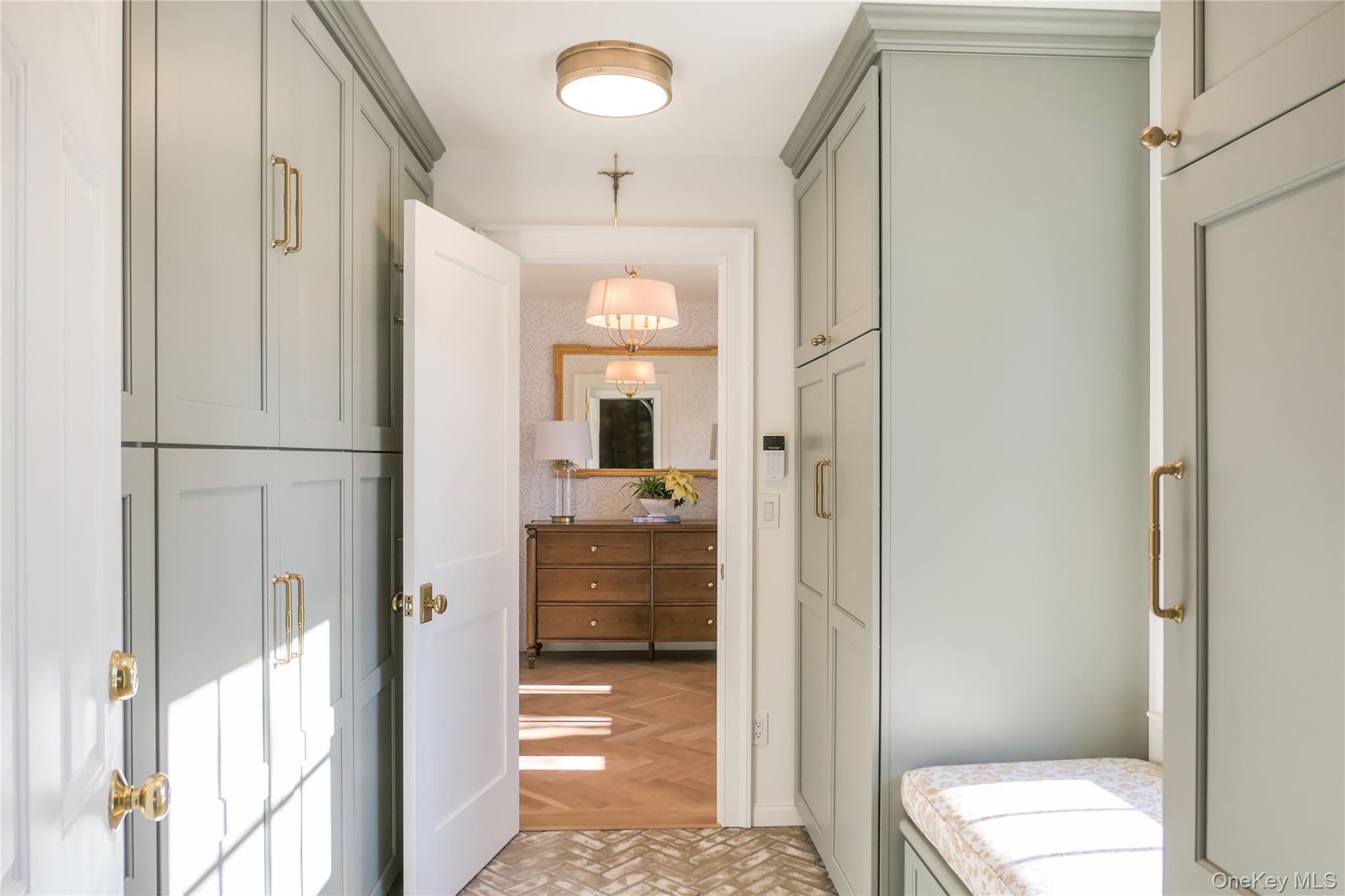 #11 photo, 11 1st Street, 롱 아일랜드 Bellport Village , NY 11713