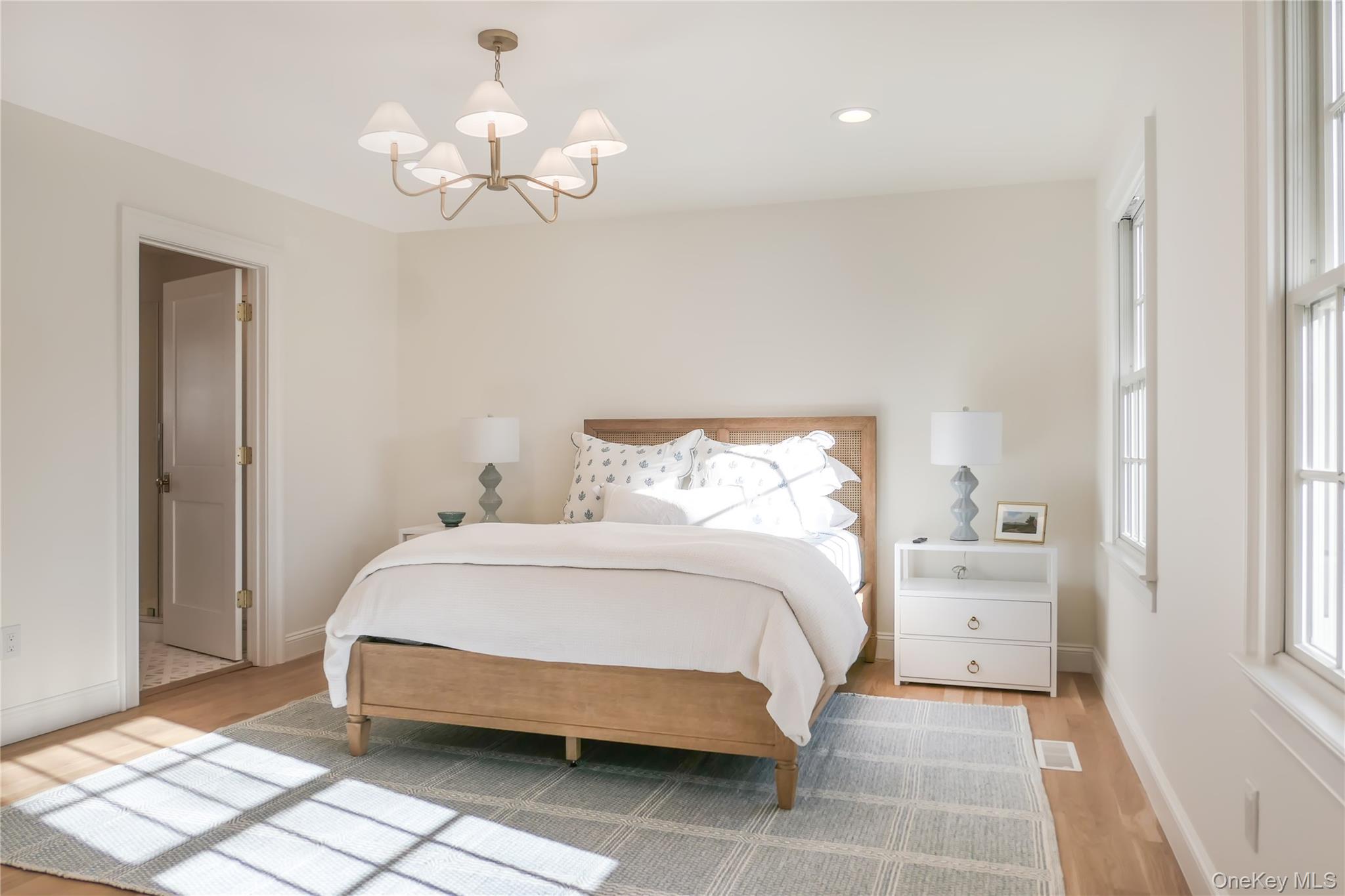 #20 photo, 11 1st Street, 롱 아일랜드 Bellport Village , NY 11713