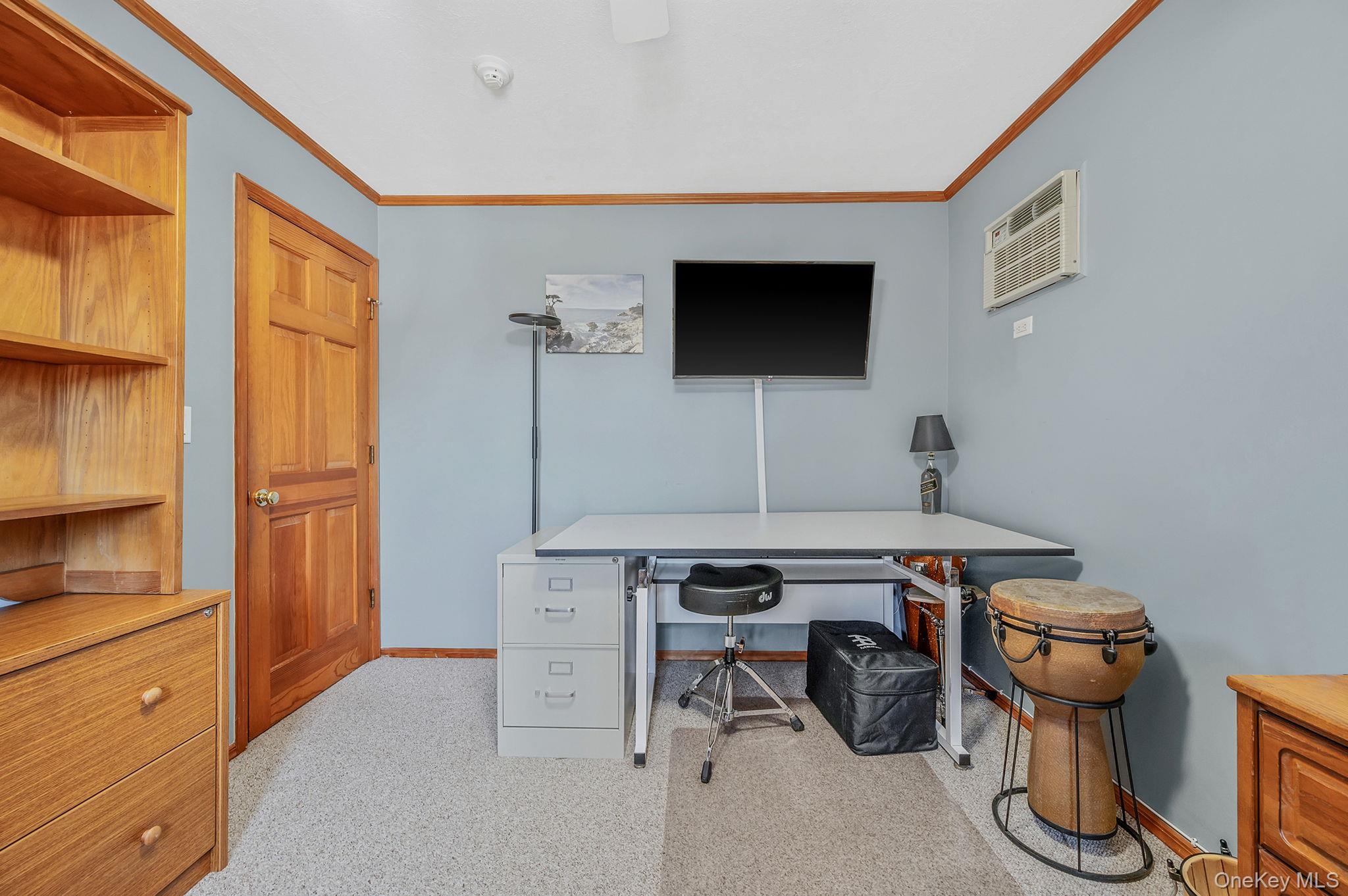 #19 photo, 58 Lourae Drive, Massapequa Park , NY 11762