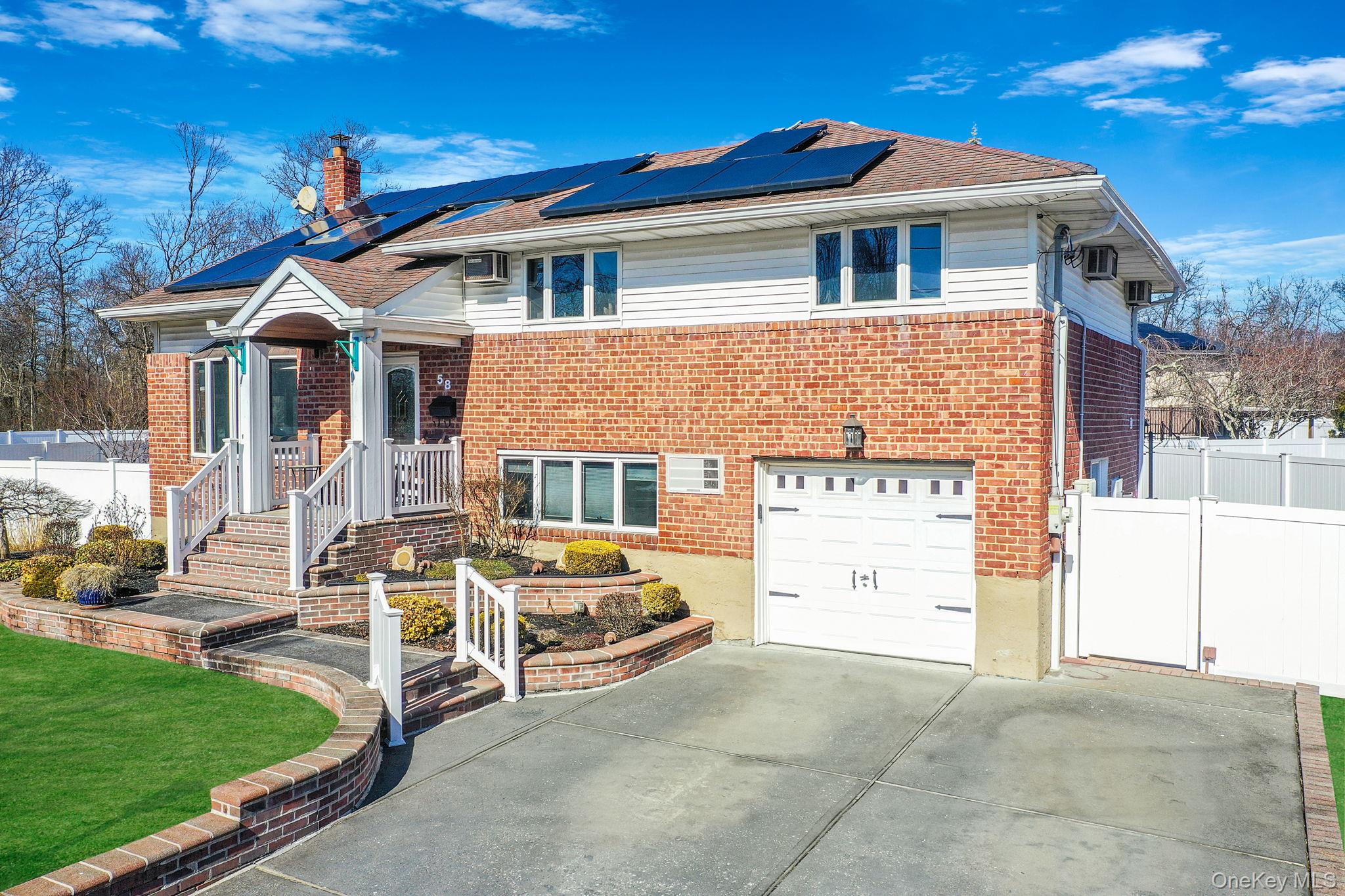 #3 photo, 58 Lourae Drive, Massapequa Park , NY 11762