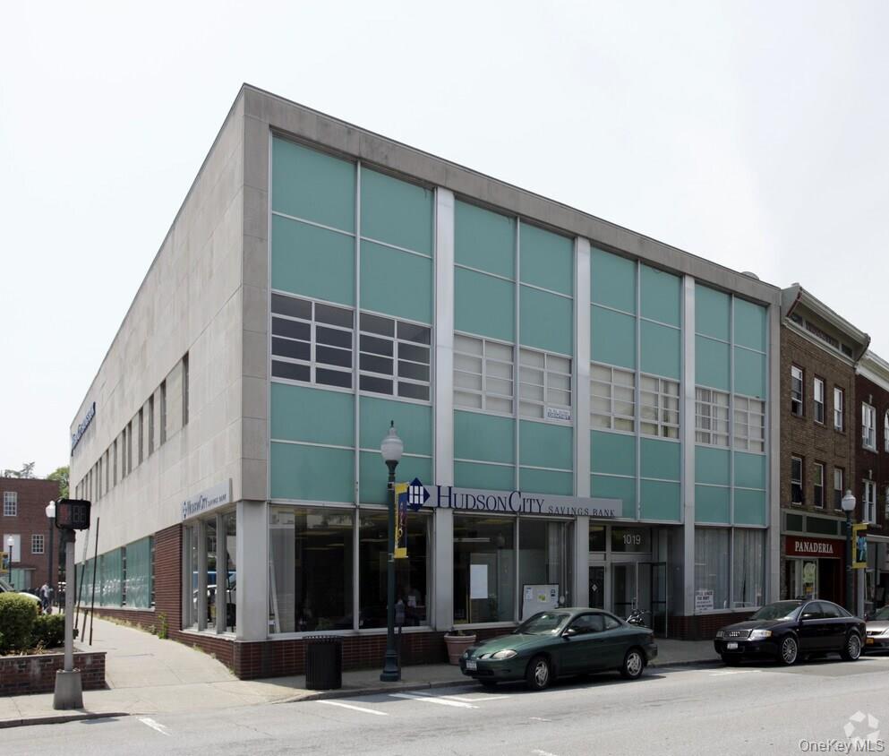 #1 photo, 1019 Park Street, 뉴욕주 Peekskill , NY 10566