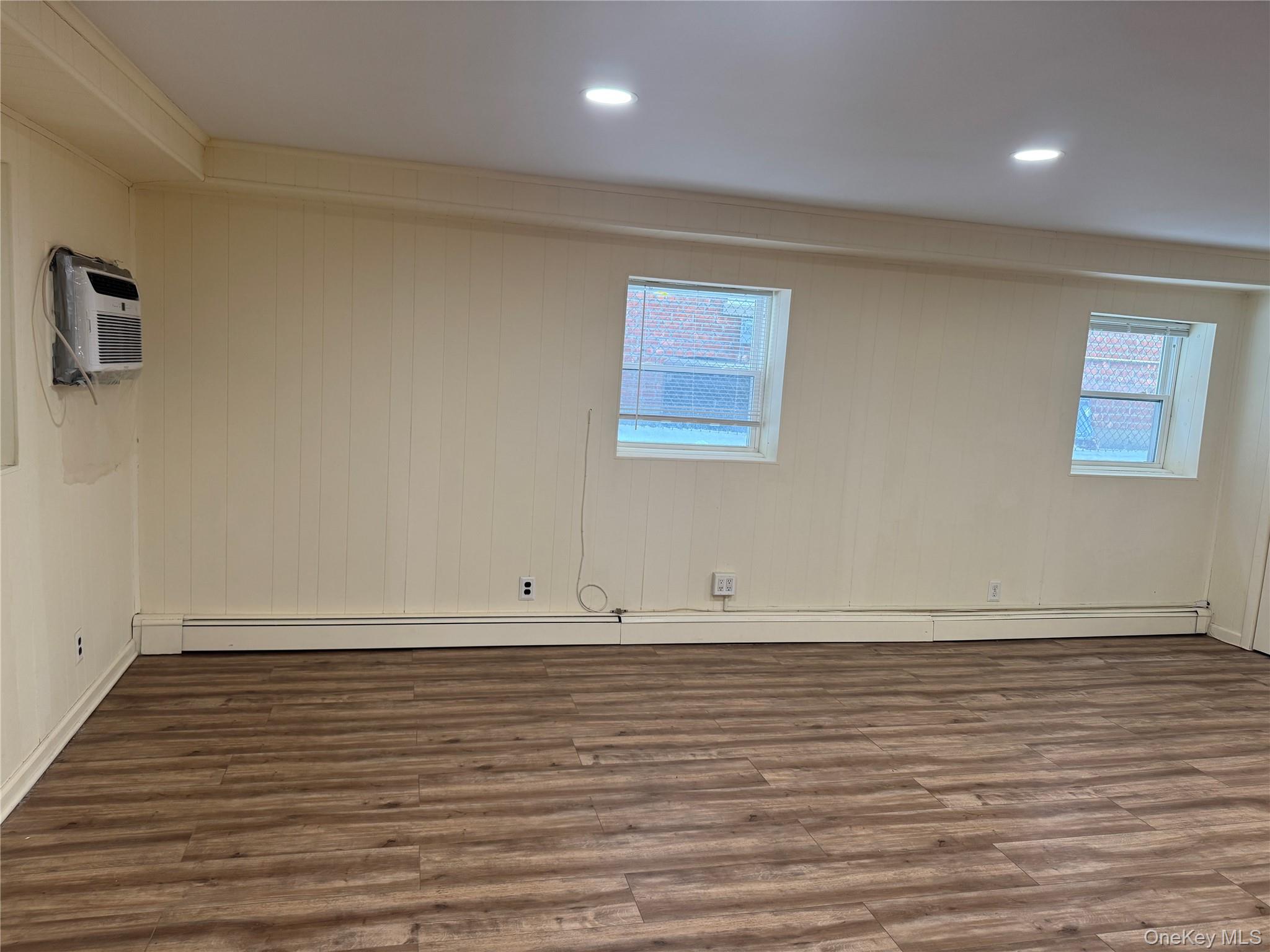 #7 photo, 1393 Pelham Parkway, Bronx , NY 10469