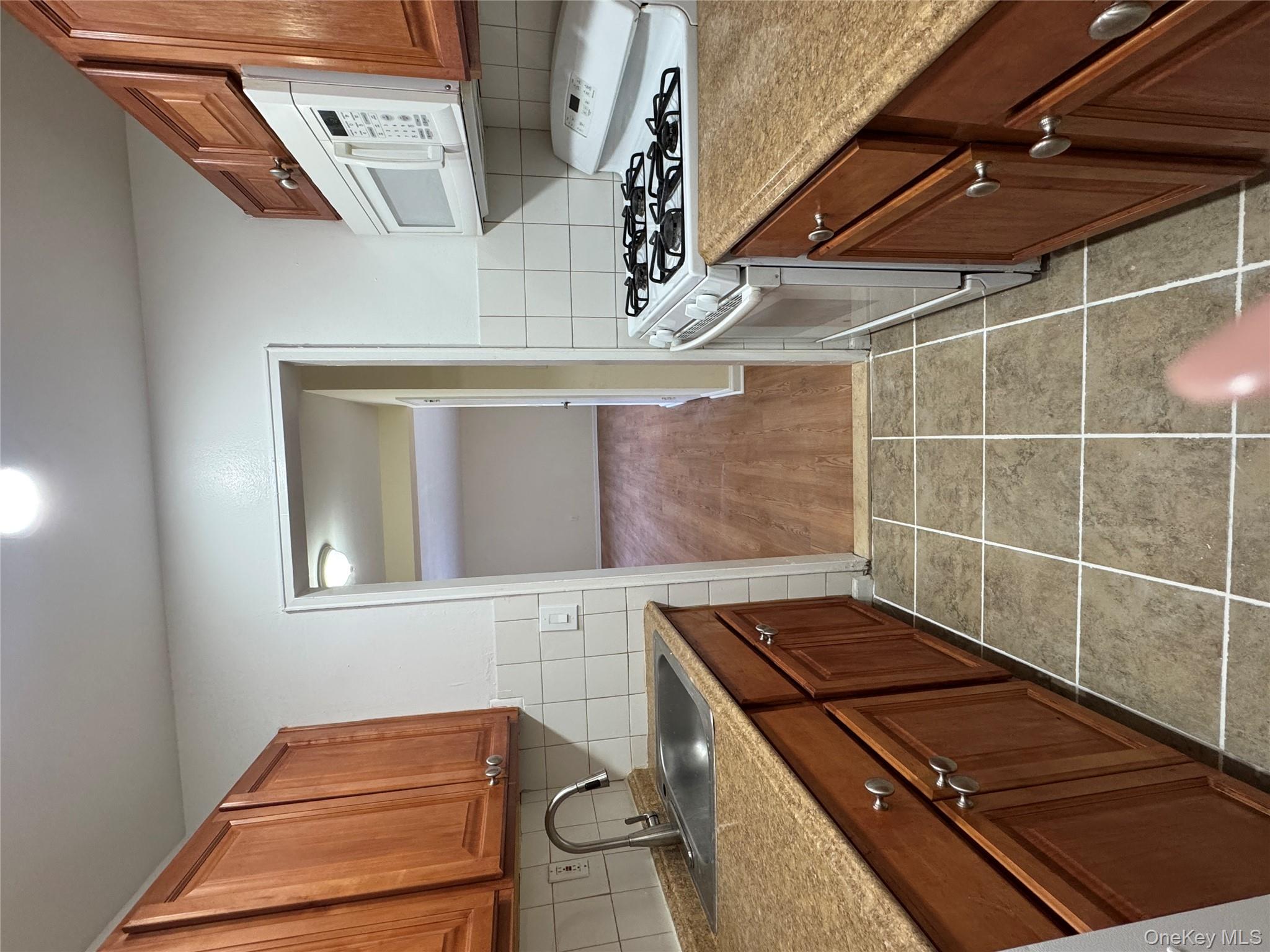 #20 photo, 30 S. Cole, Spring Valley , NY 10977