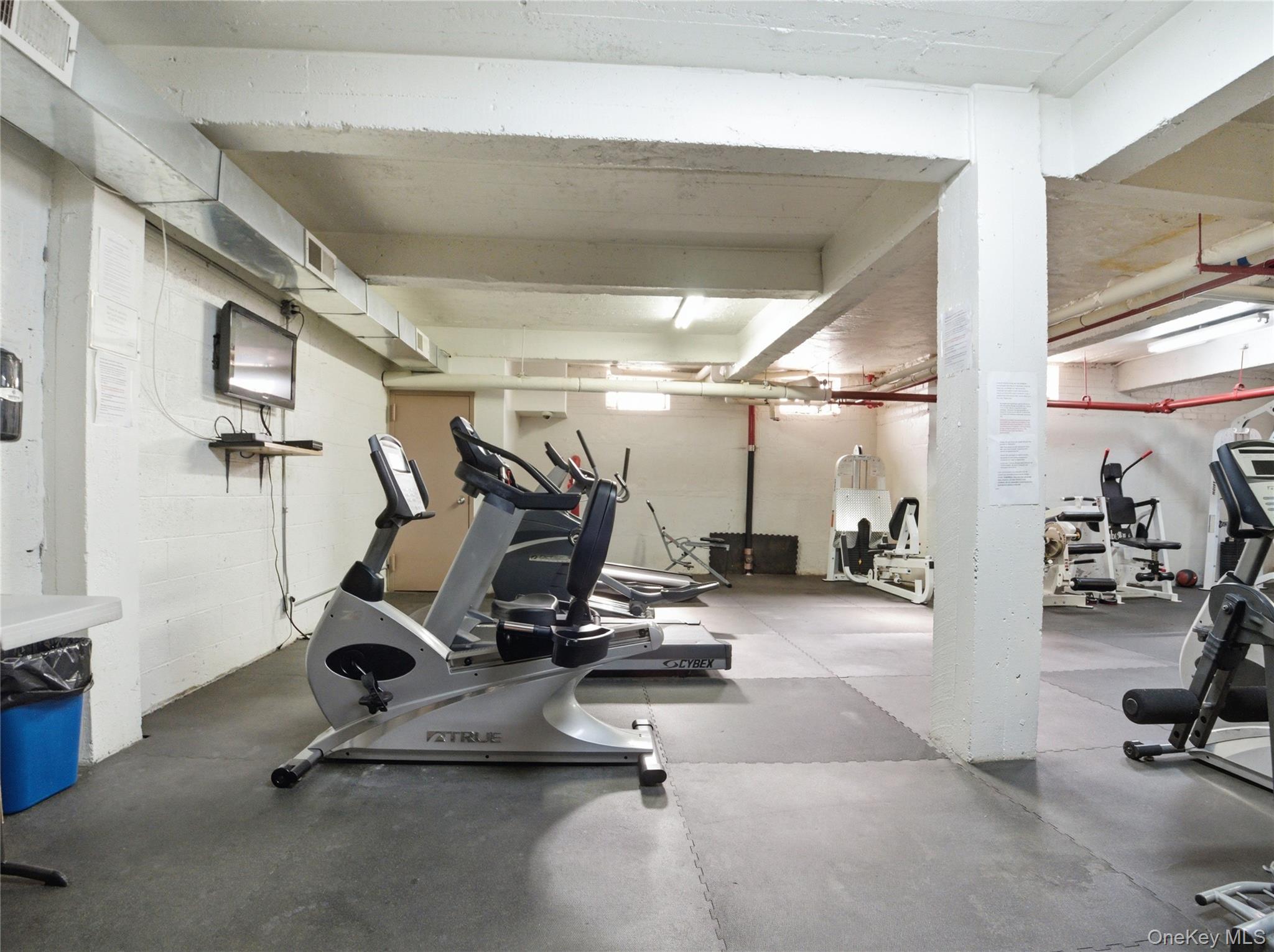 #13 photo, 480 Riverdale Avenue, Yonkers , NY 10705