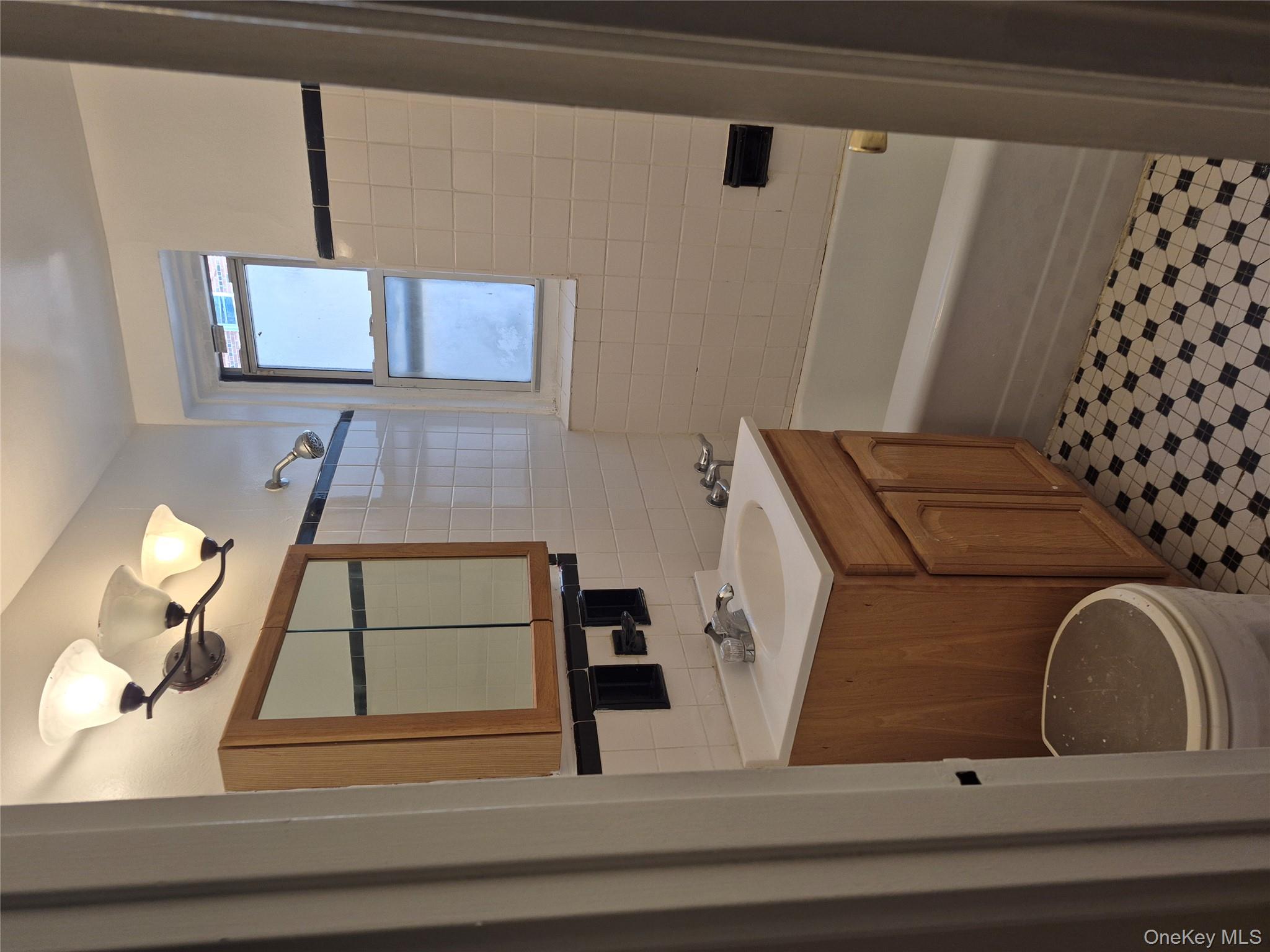 #16 photo, 480 Riverdale Avenue, Yonkers , NY 10705