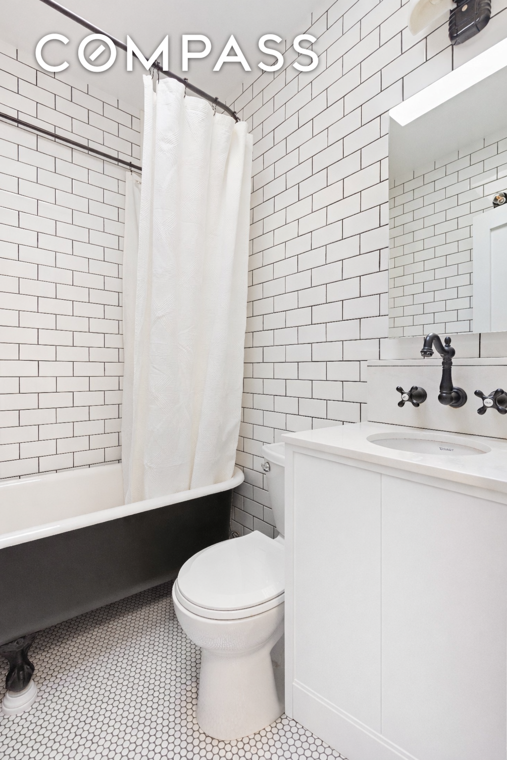 #13 photo, 102 Hall Street, Clinton Hill , NY 11205