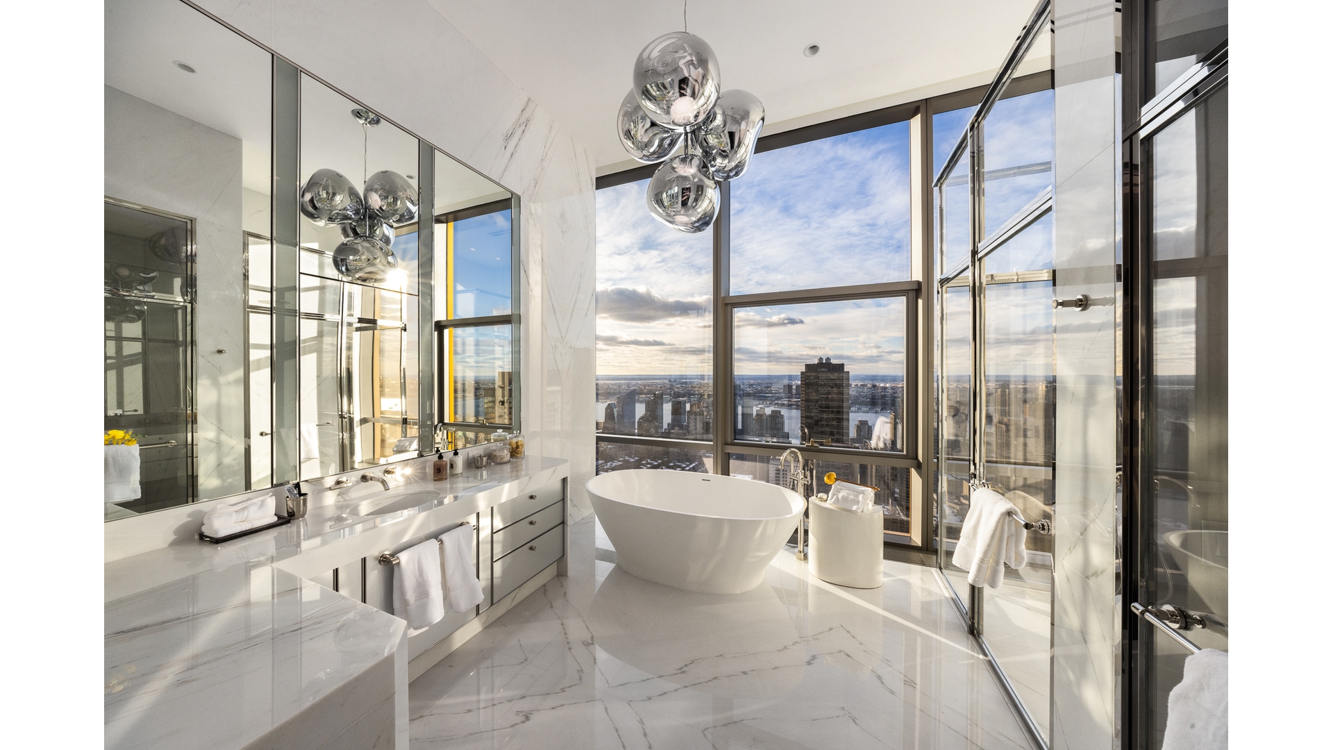 #19 photo, 50 W 66TH Street, Lincoln Square , NY 10023