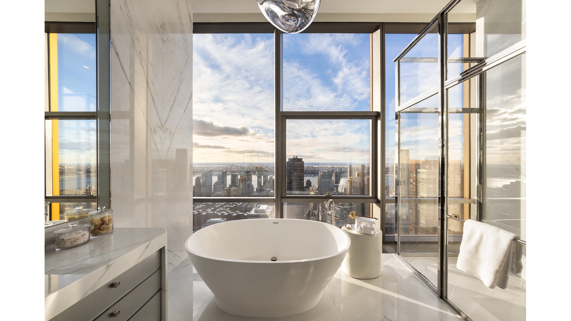 #20 photo, 50 W 66TH Street, Lincoln Square , NY 10023