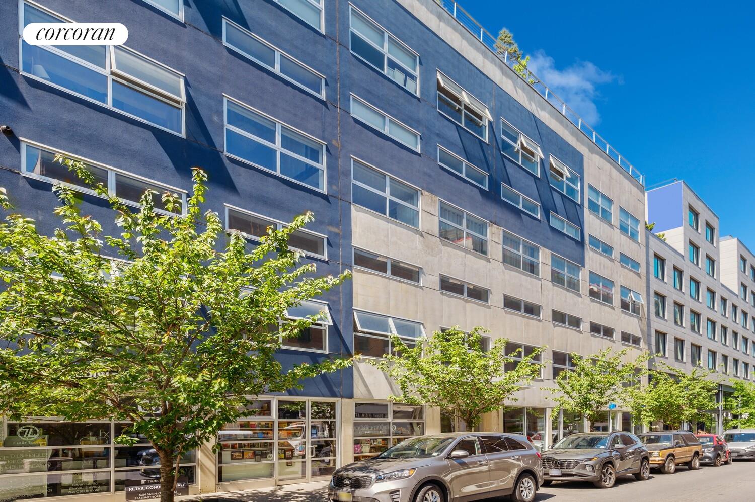 #14 photo, 100 N 3RD Street, 브루클린 Williamsburg , NY 11249