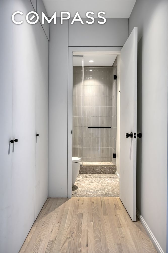 #9 photo, 60 E 9th Street, Greenwich Village , NY 10003