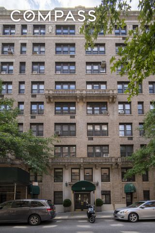 #15 photo, 114 E 84th Street, Upper East Side , NY 10028