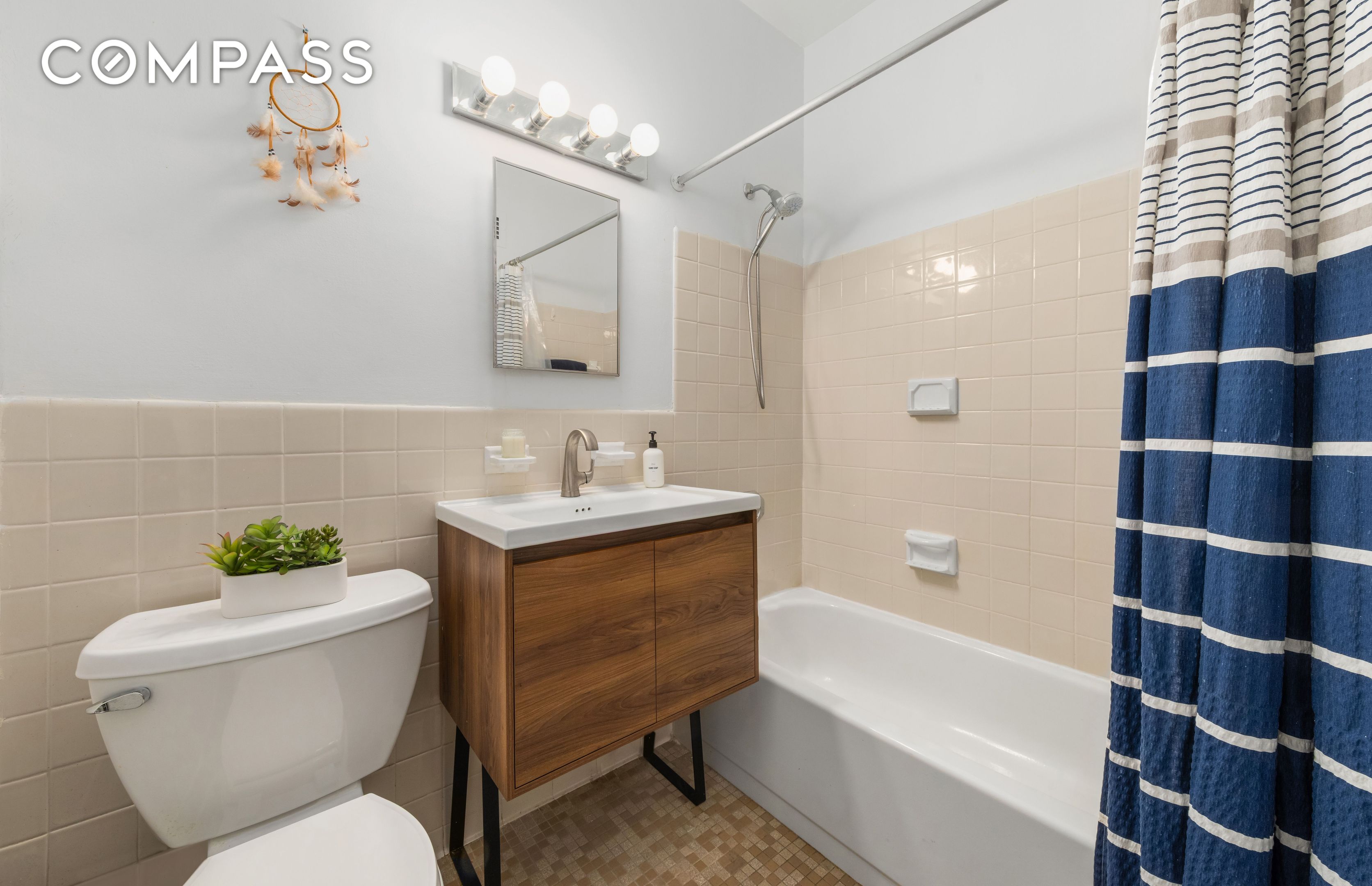 #5 photo, 3 Hanover Square, Financial District , NY 10004