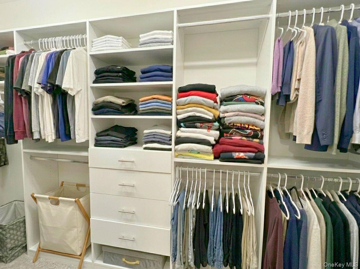 #13 photo, 20-71 41st Street, Astoria , NY 11105