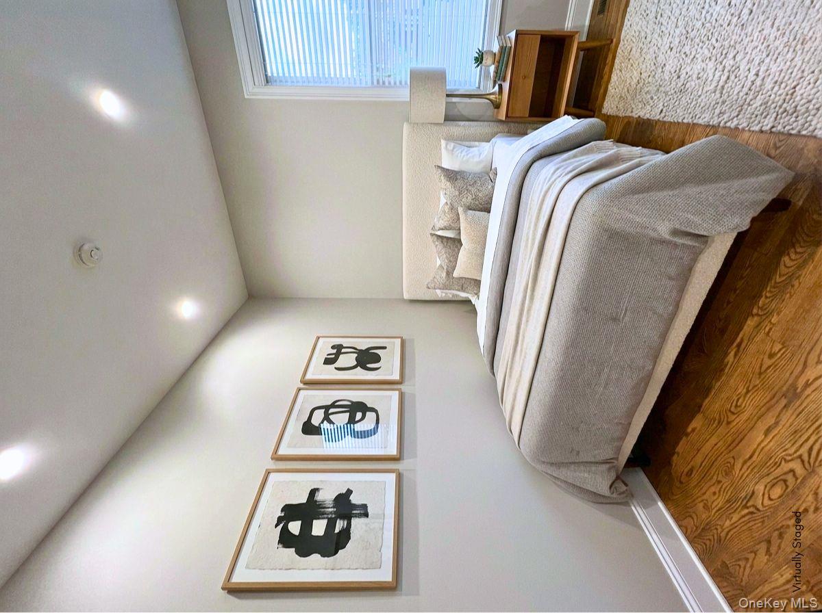 #15 photo, 20-71 41st Street, Astoria , NY 11105