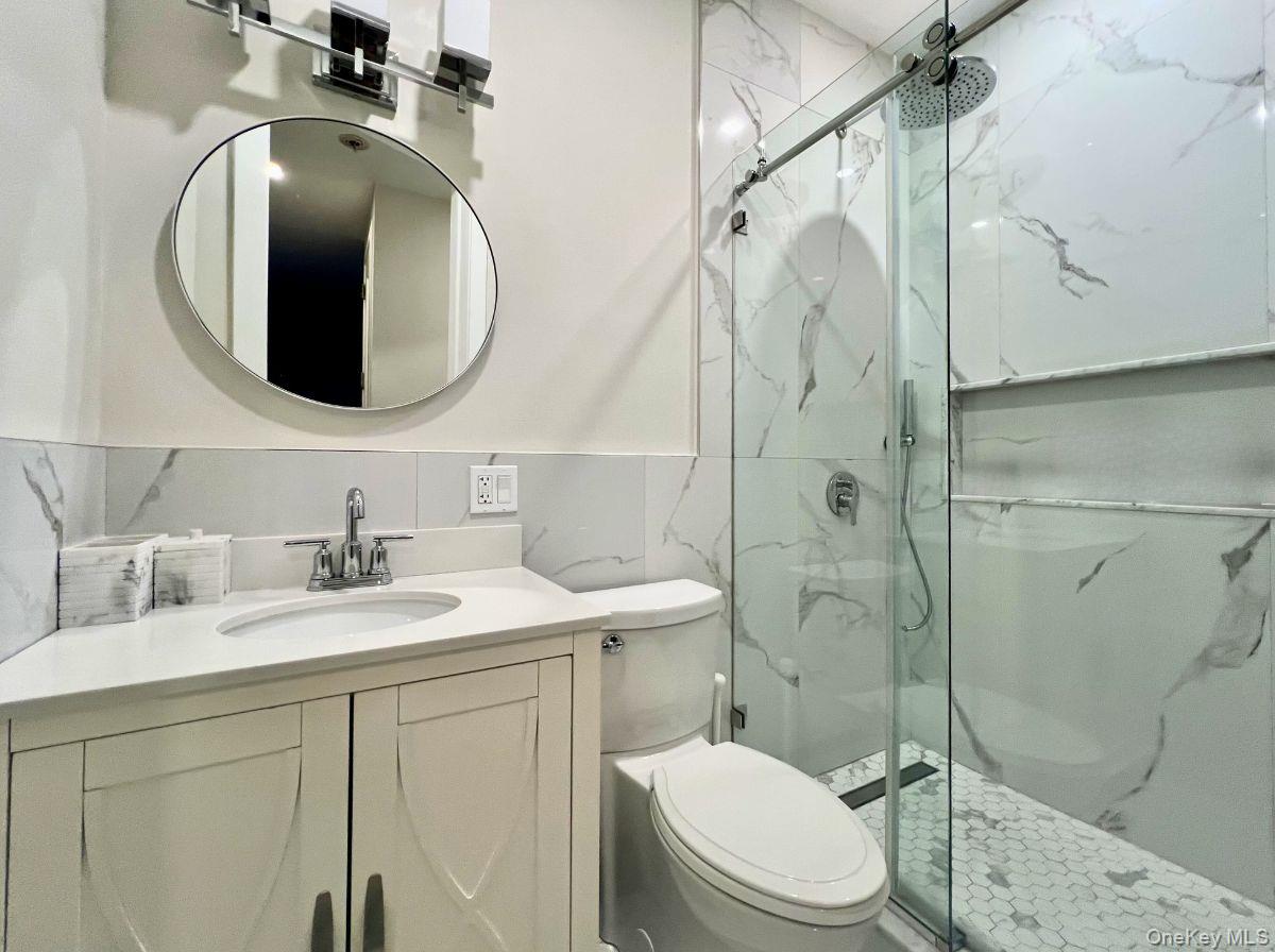 #16 photo, 20-71 41st Street, Astoria , NY 11105