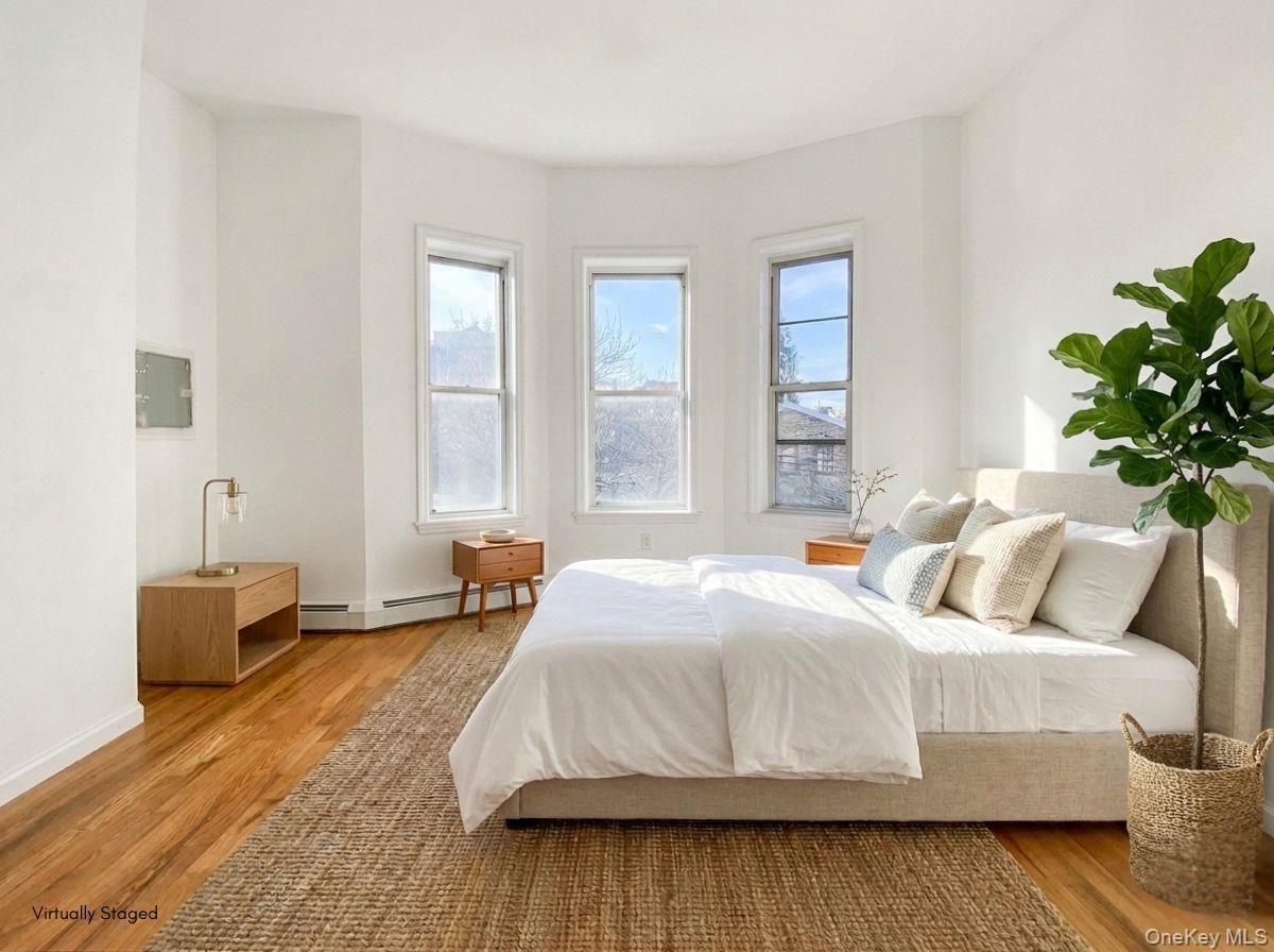 #19 photo, 20-71 41st Street, Astoria , NY 11105