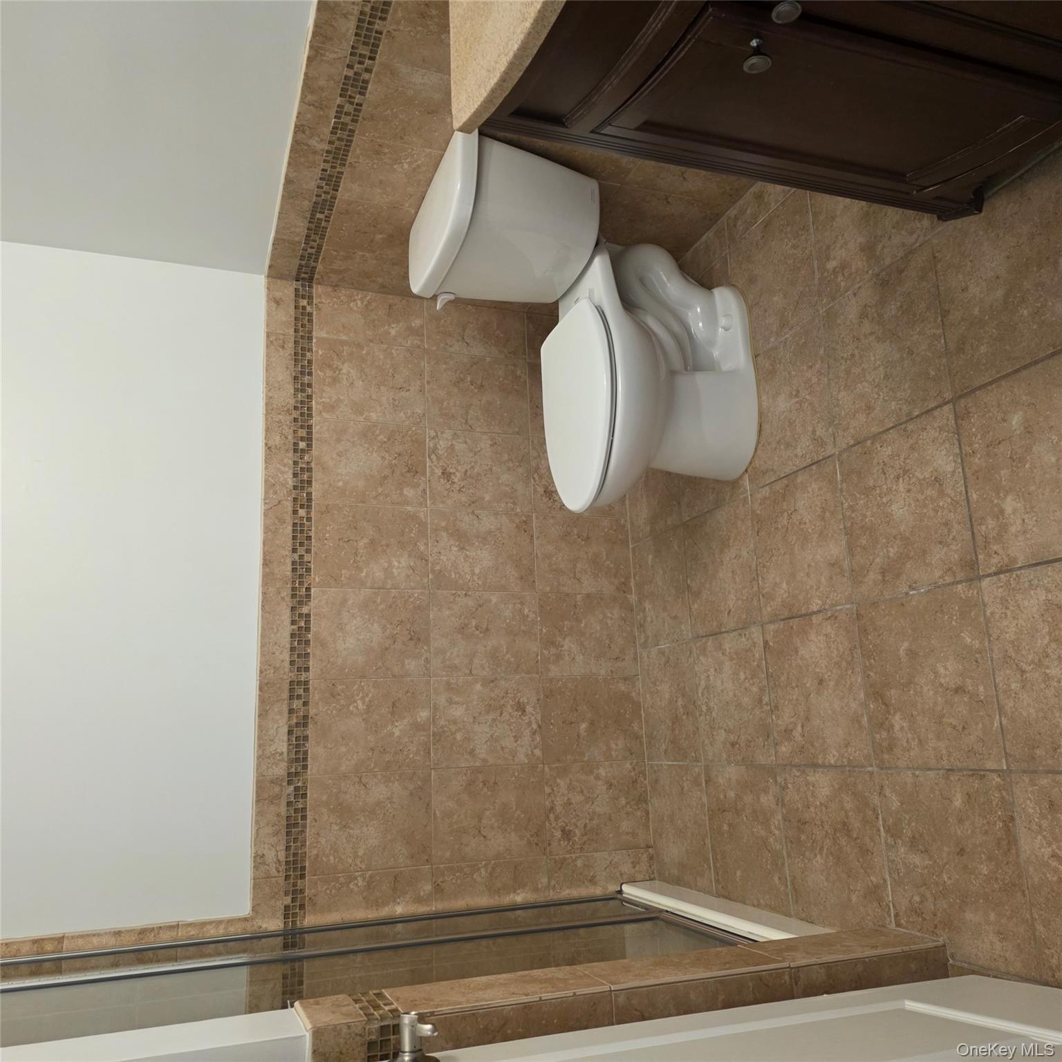 #5 photo, 3025 Sunrise Hwy, Islip Terrace , NY 11752