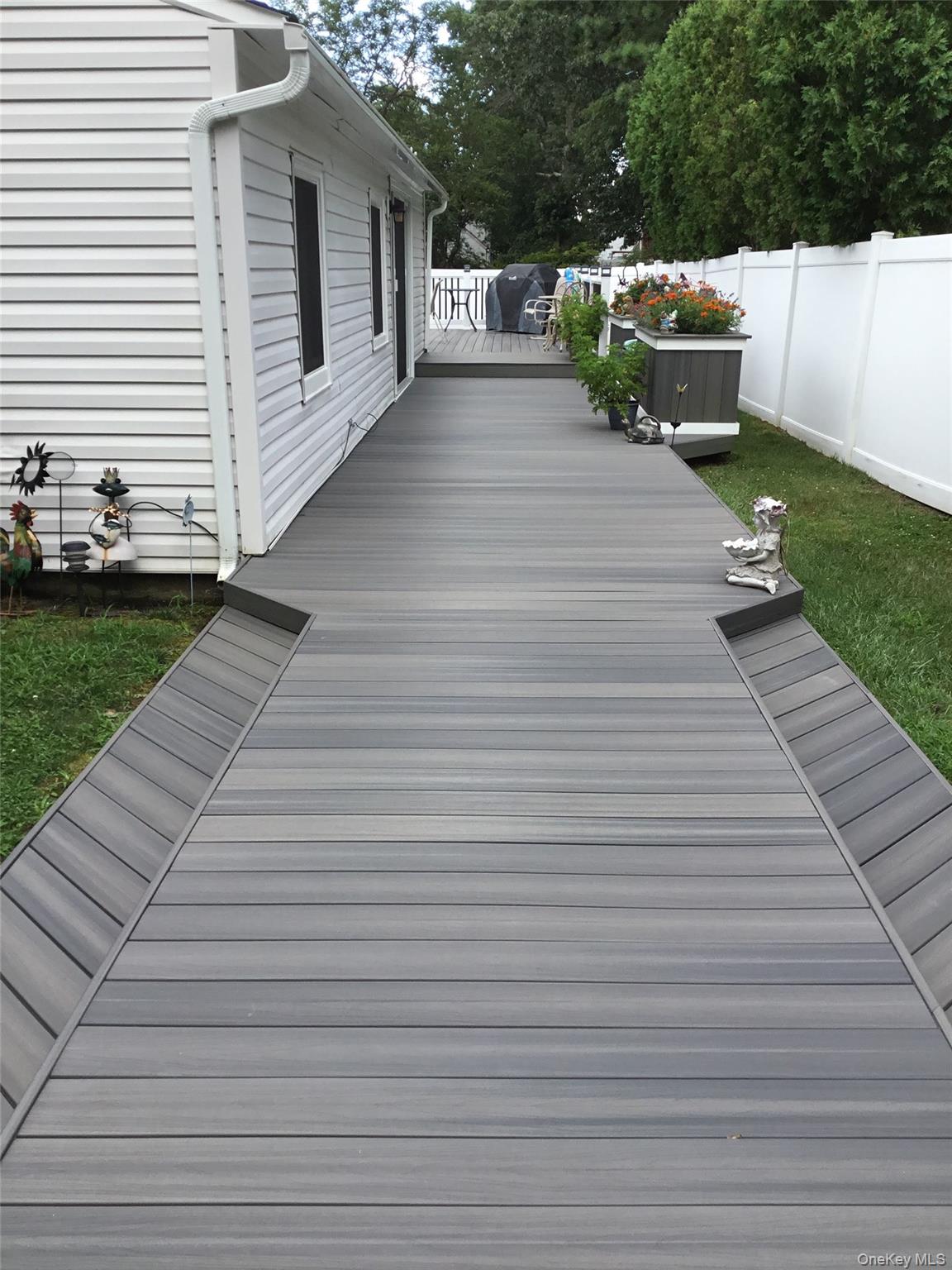 #13 photo, 69 Meyer Lane, 东长岛 Medford , NY 11763